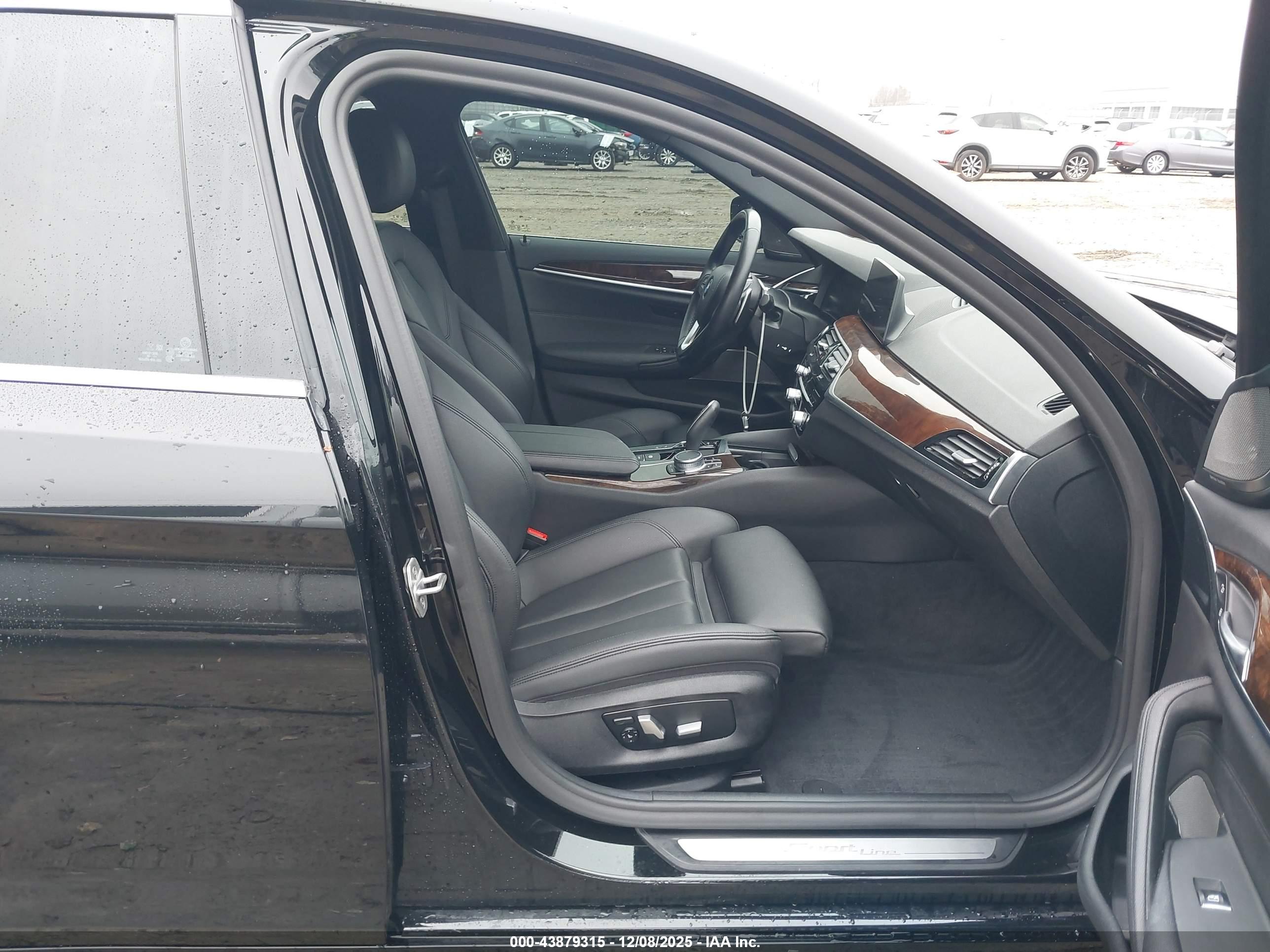 BMW 530I image 5