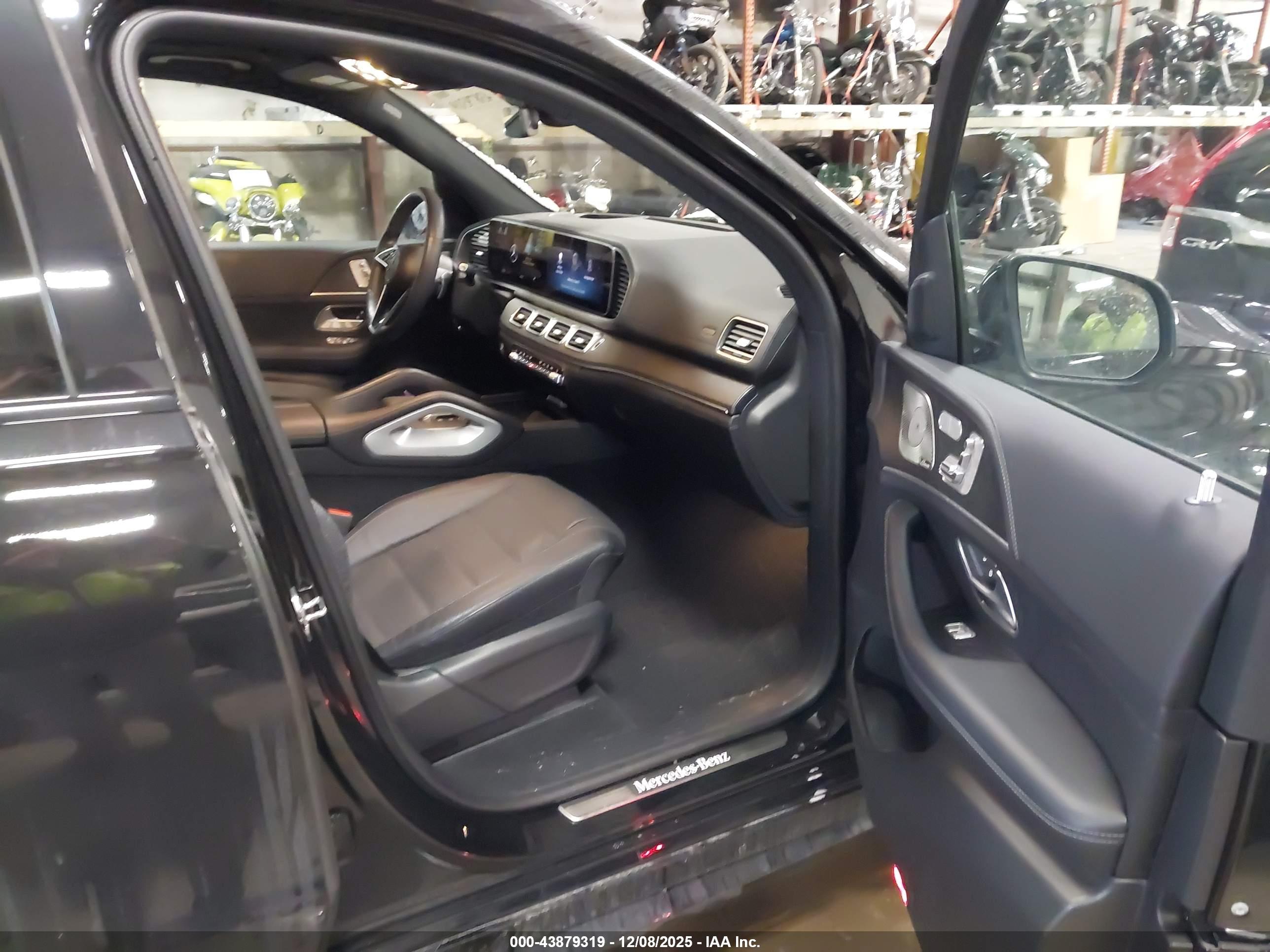 MERCEDES-BENZ GLE image 5