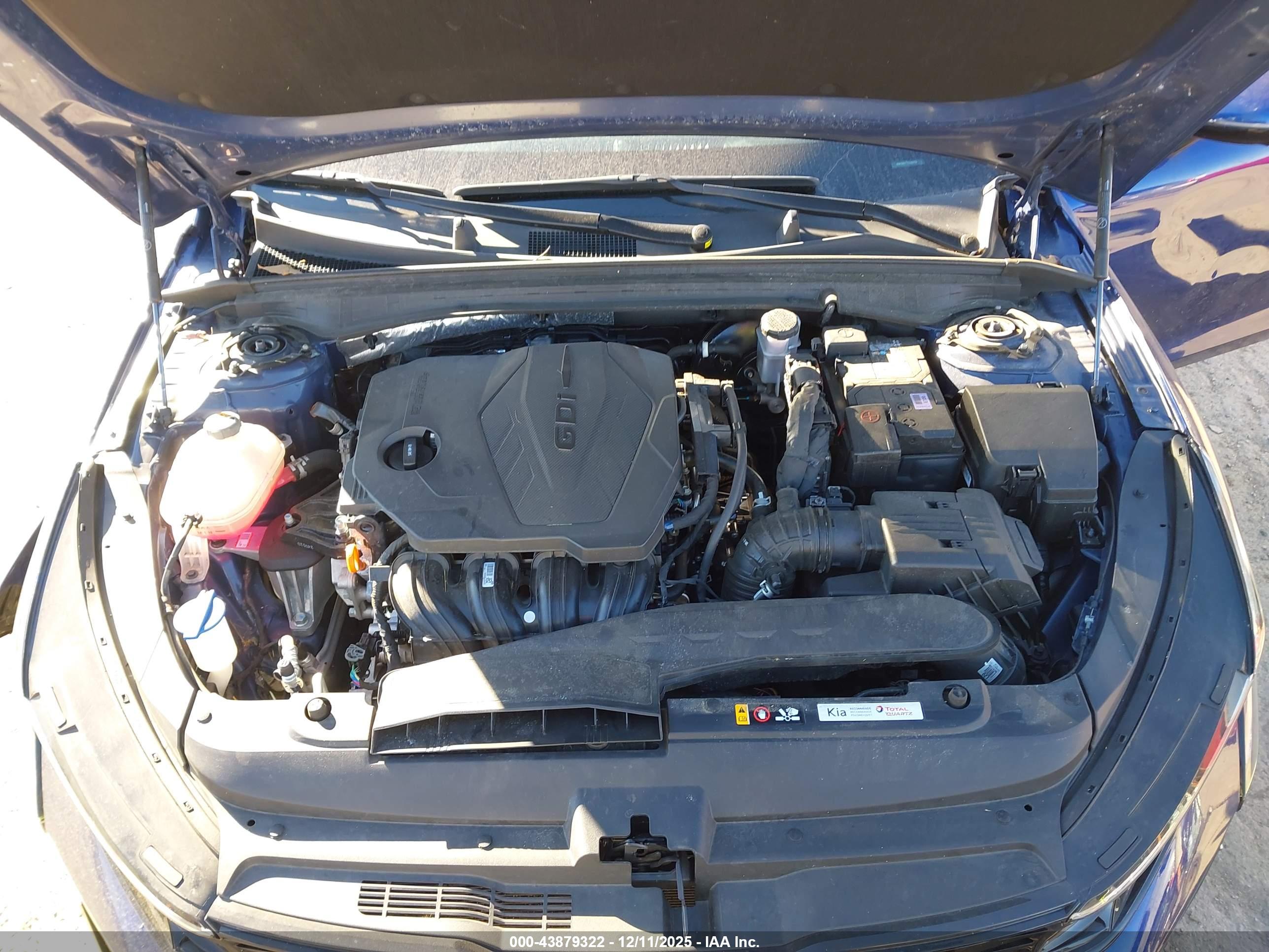 KIA K5 image 10