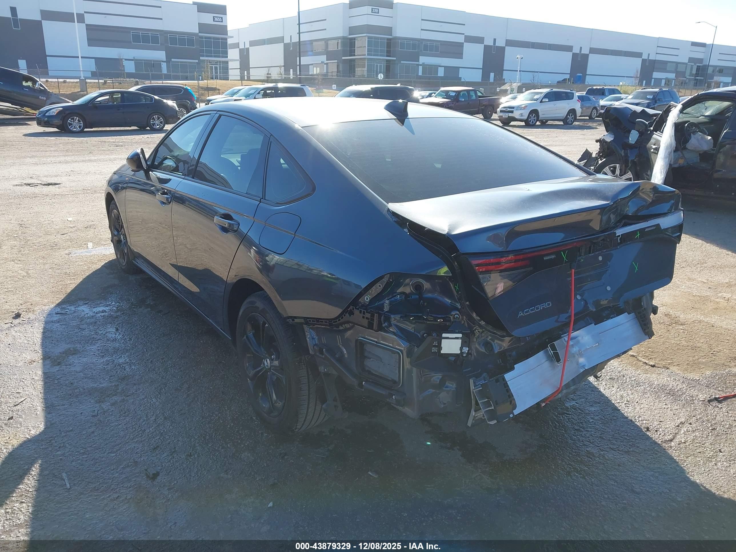 HONDA ACCORD image 3