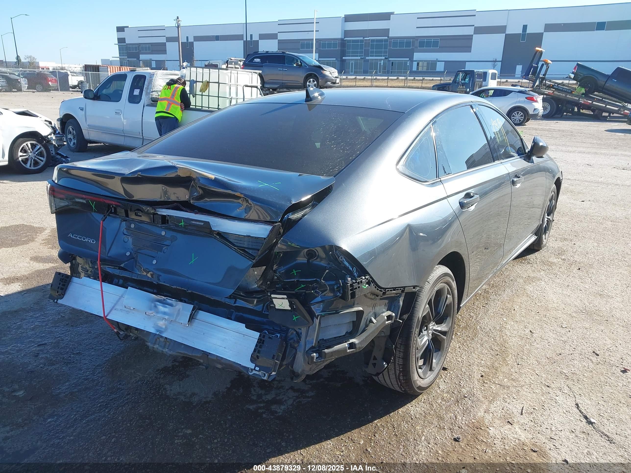 HONDA ACCORD image 4