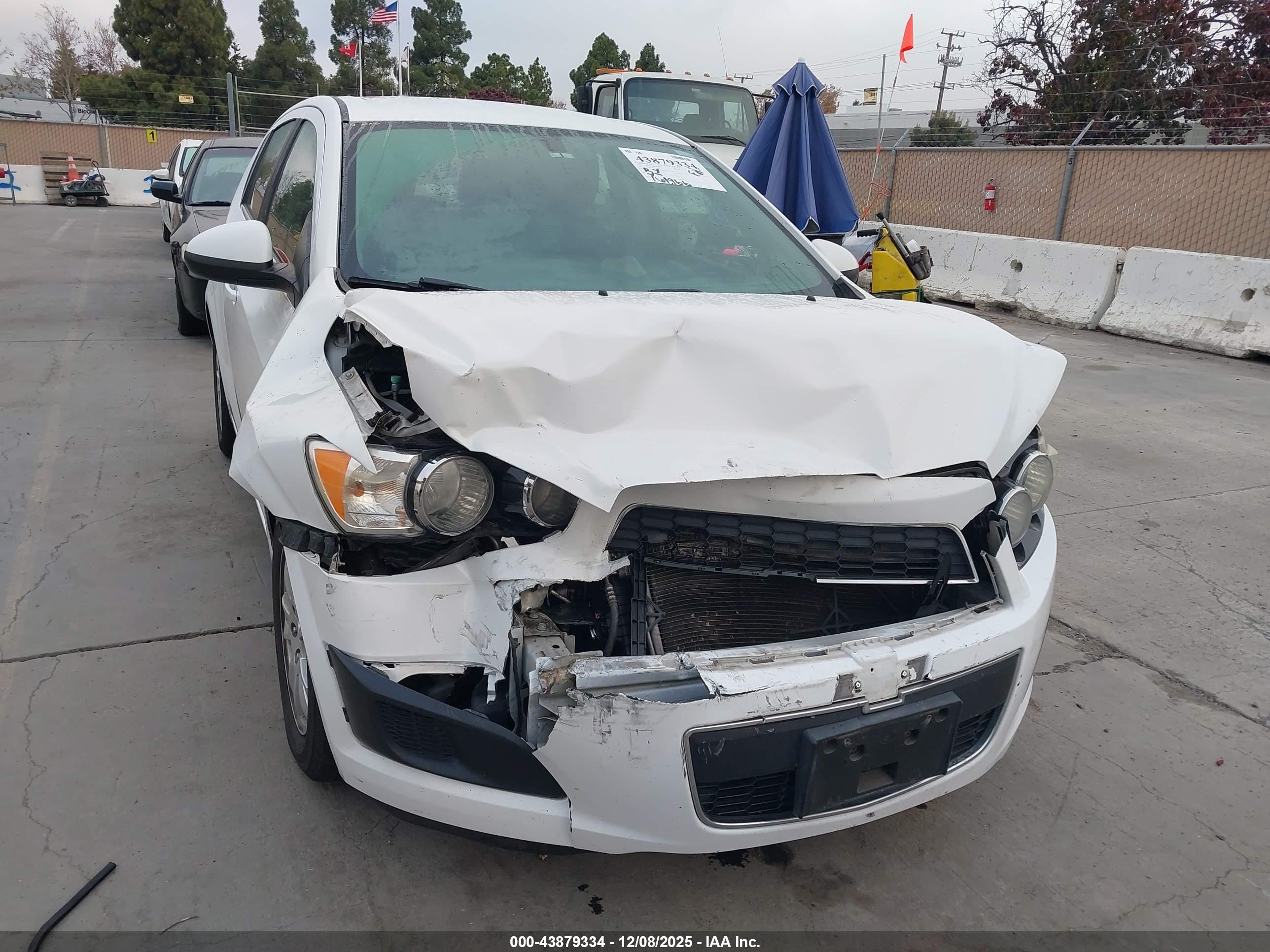 CHEVROLET SONIC image 6