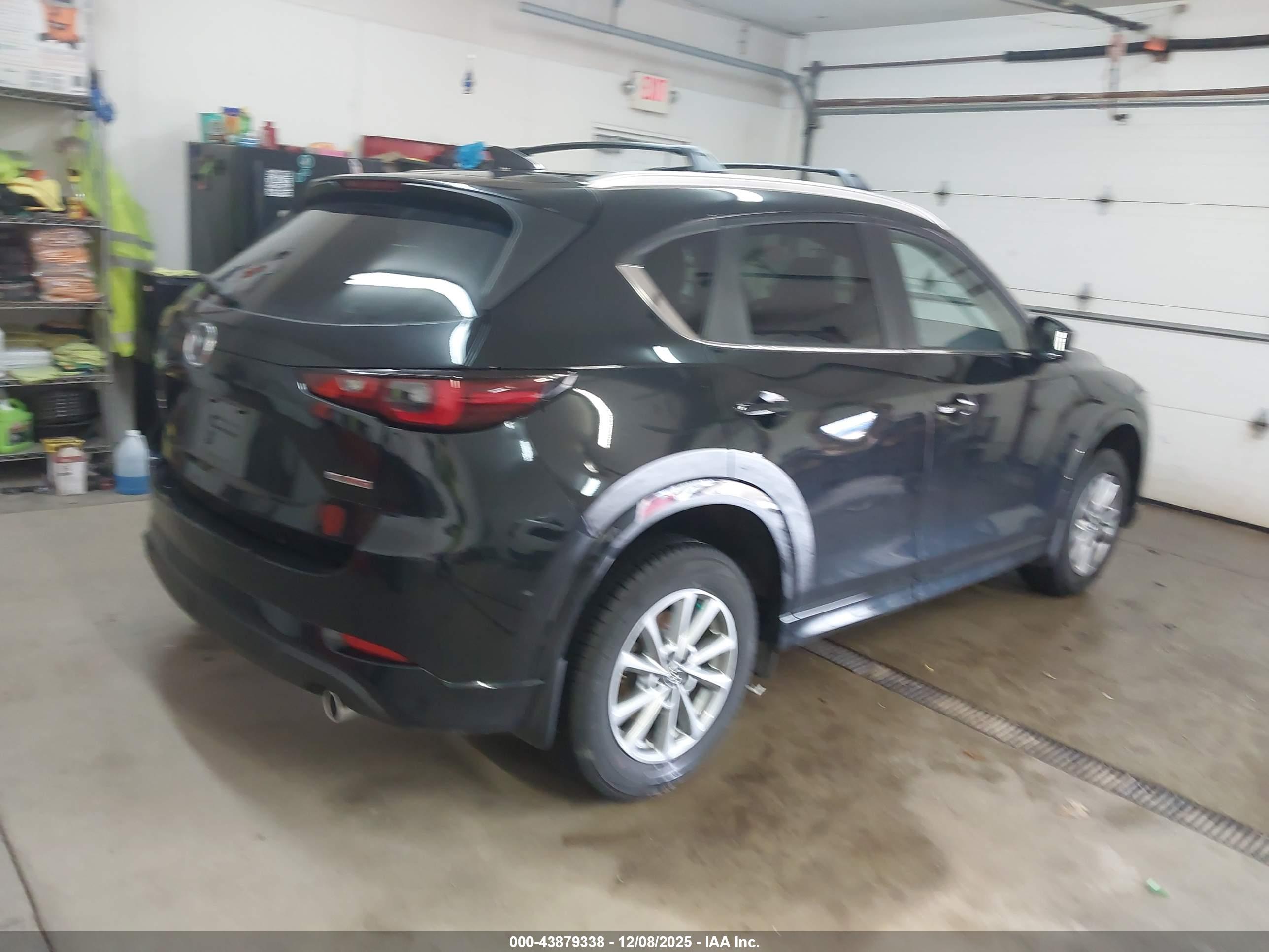 MAZDA CX-5 image 4