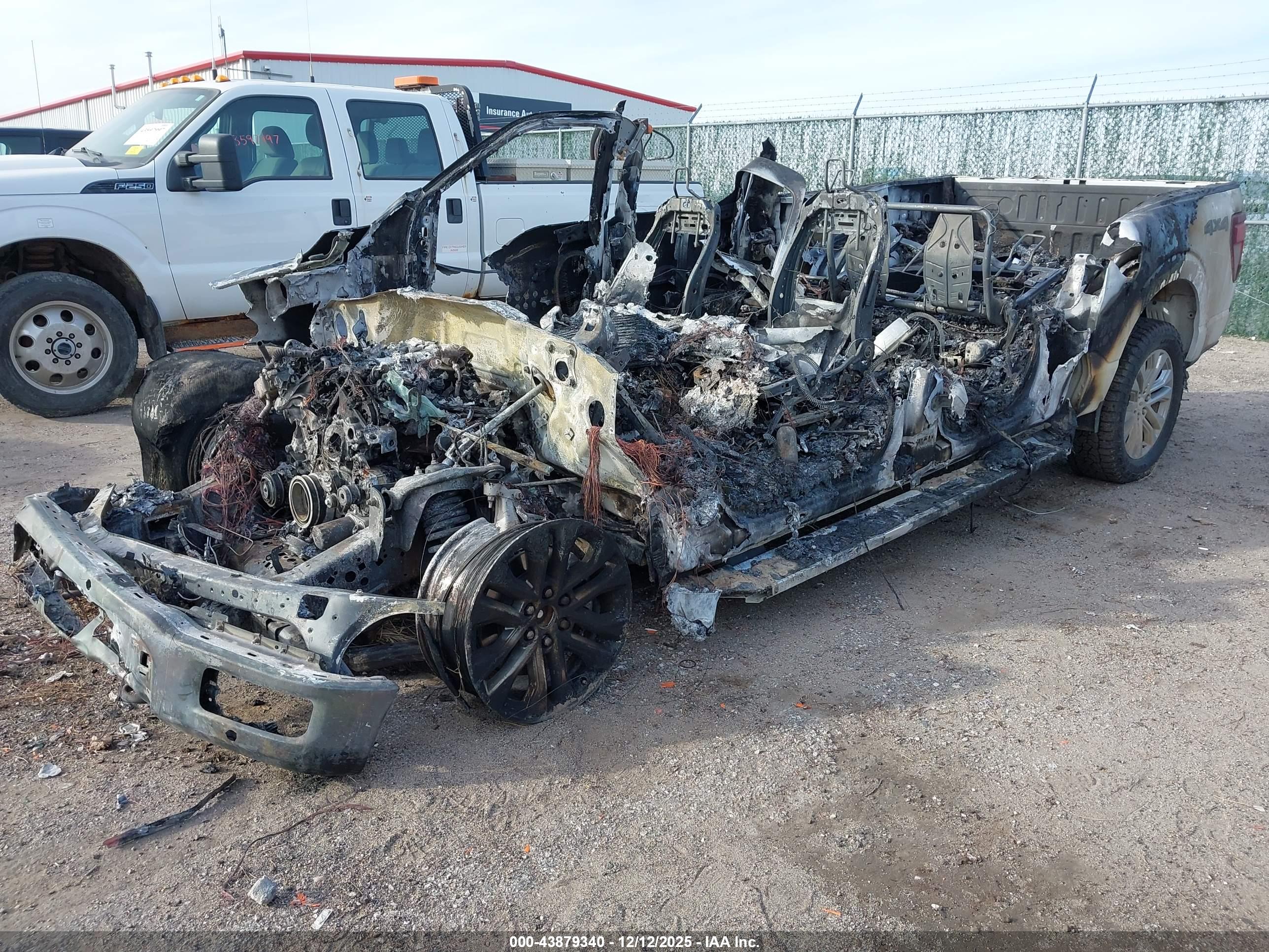 FORD F-150 image 2
