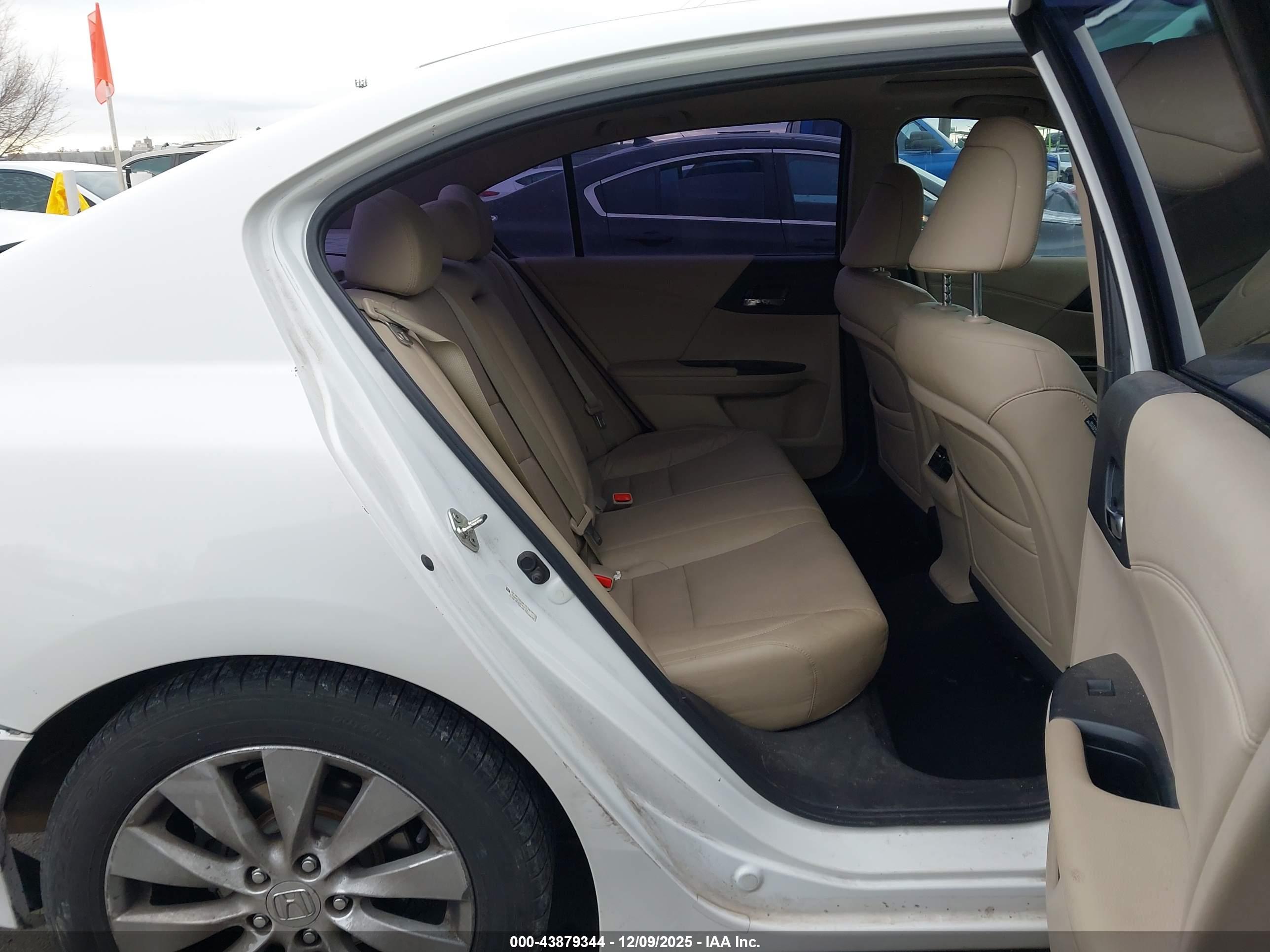HONDA ACCORD image 8