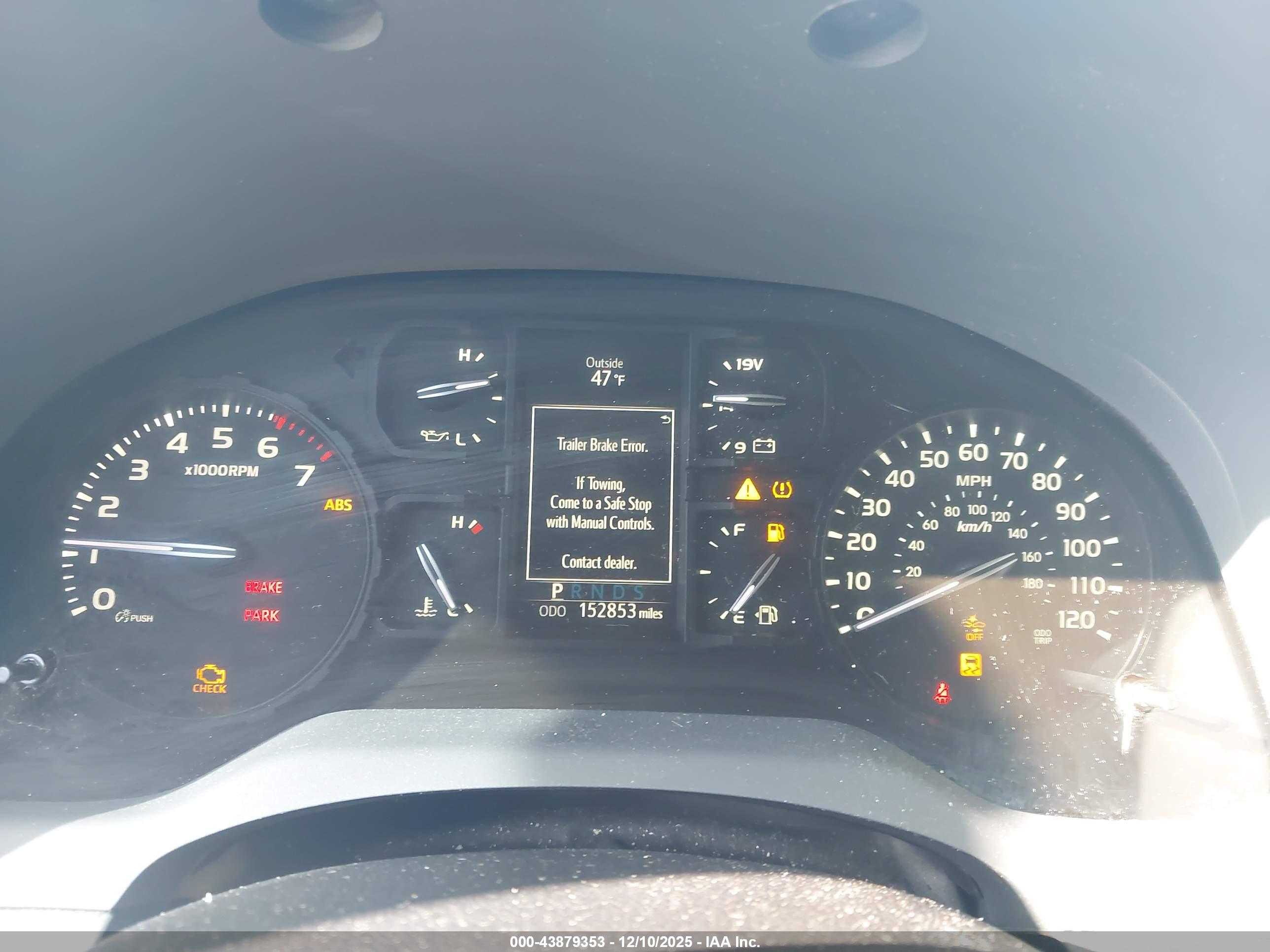 TOYOTA TUNDRA image 7