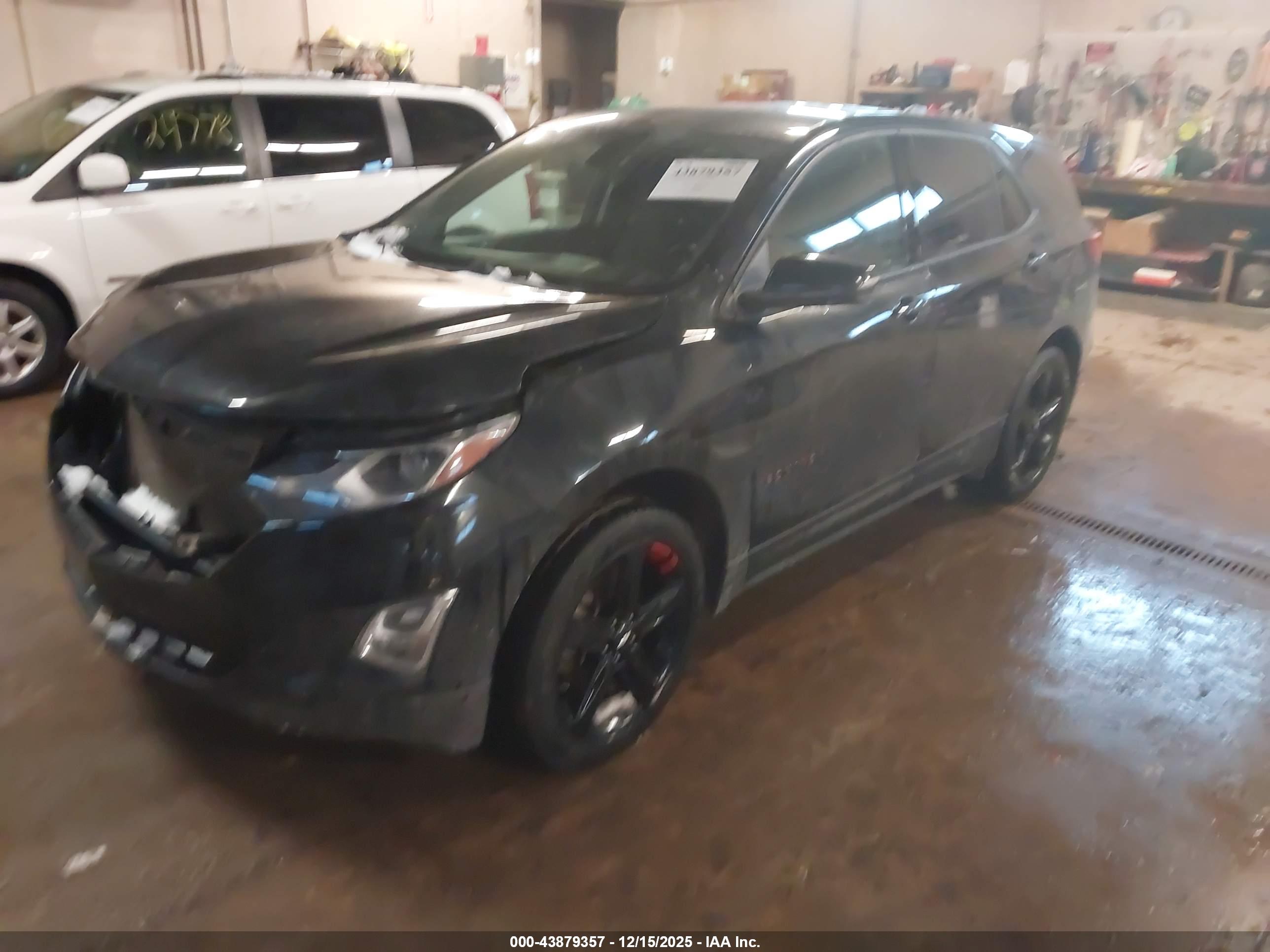 CHEVROLET EQUINOX image 2