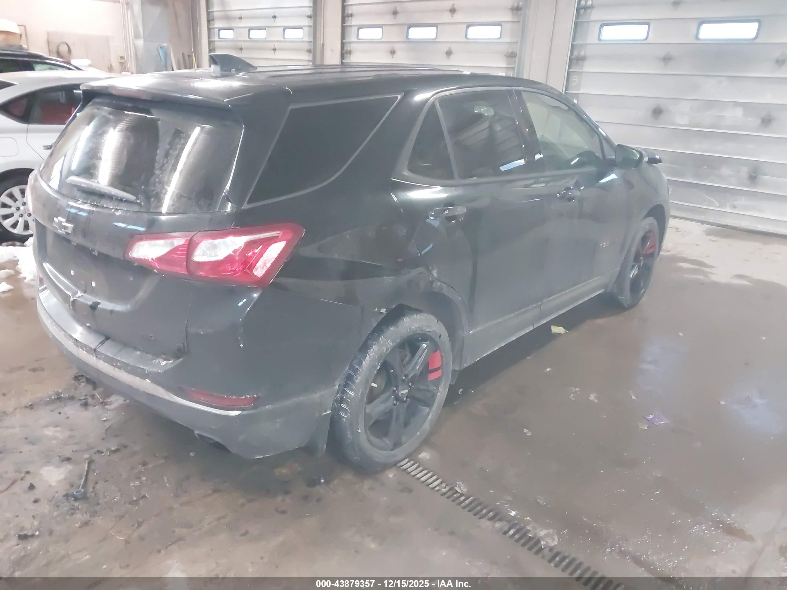 CHEVROLET EQUINOX image 4