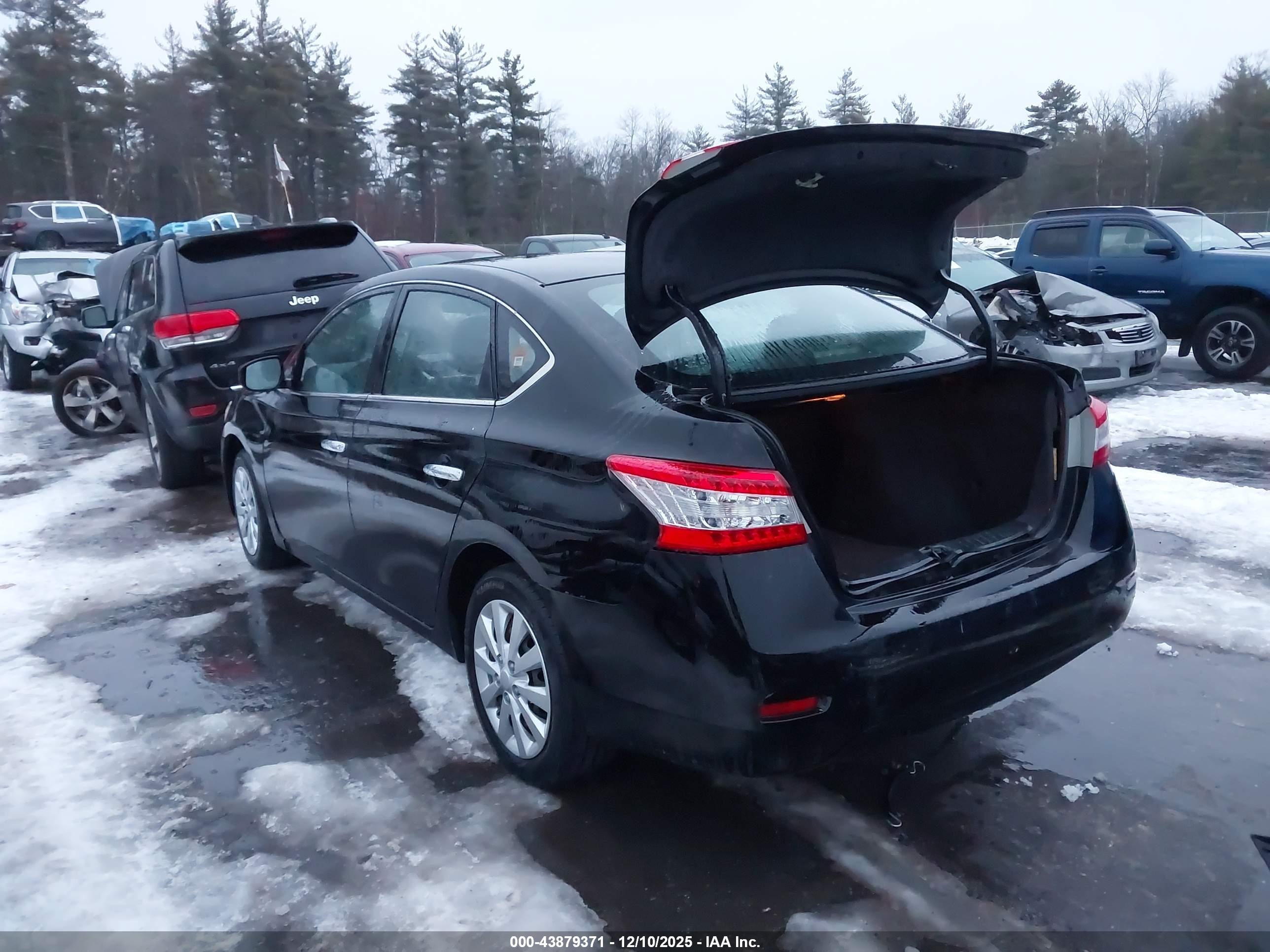 NISSAN SENTRA image 3