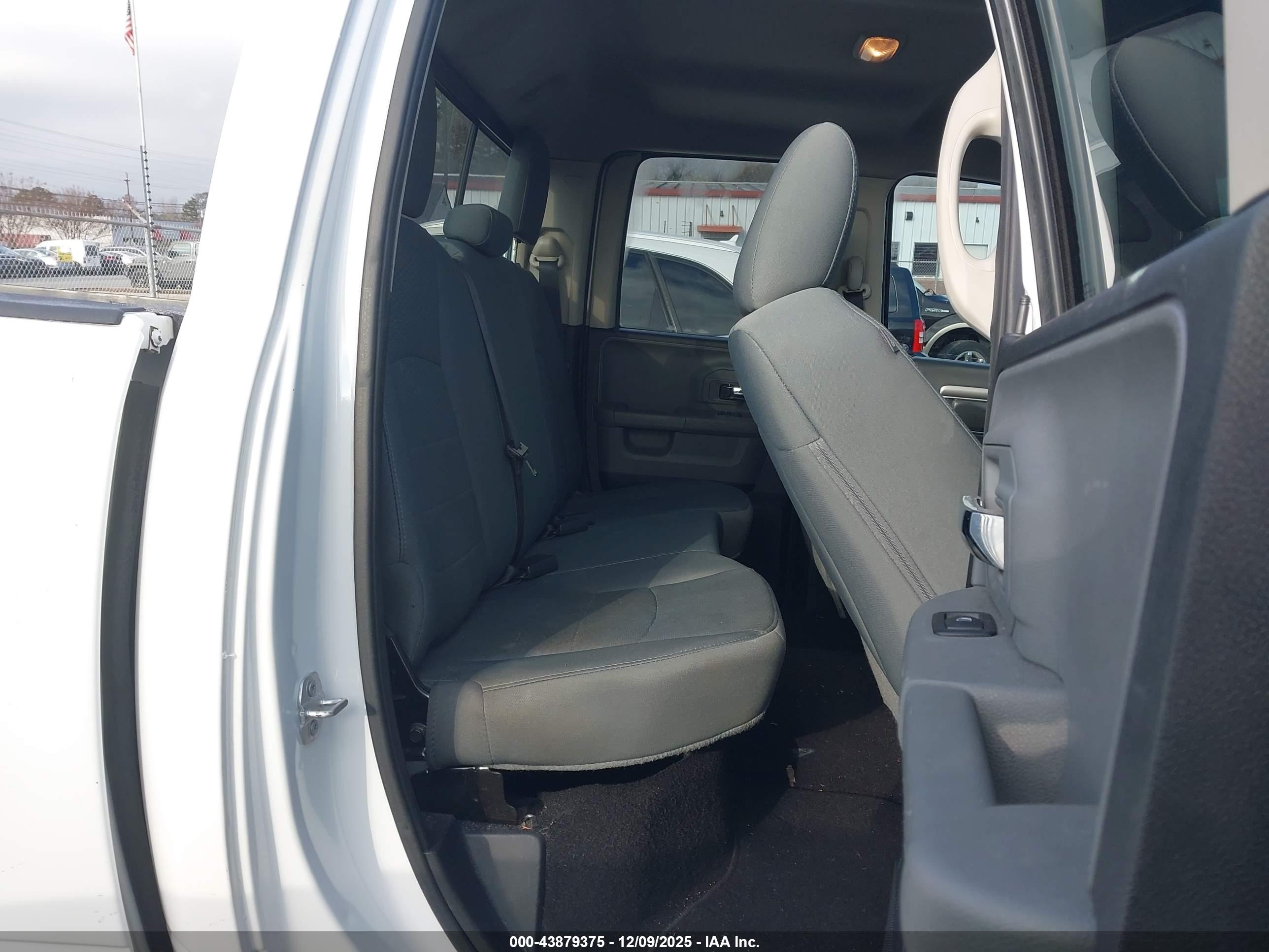 RAM 1500 image 8
