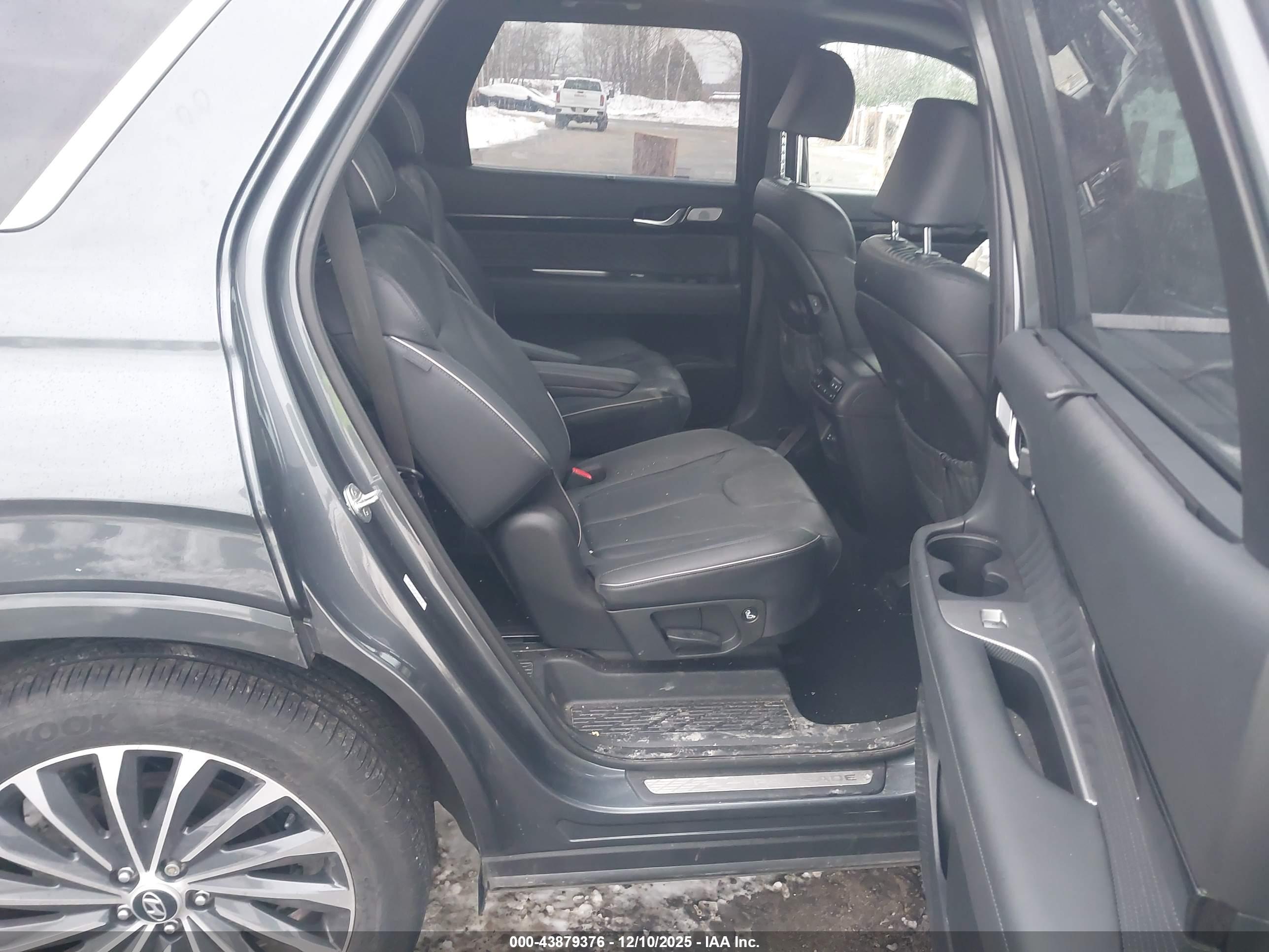 HYUNDAI PALISADE image 8