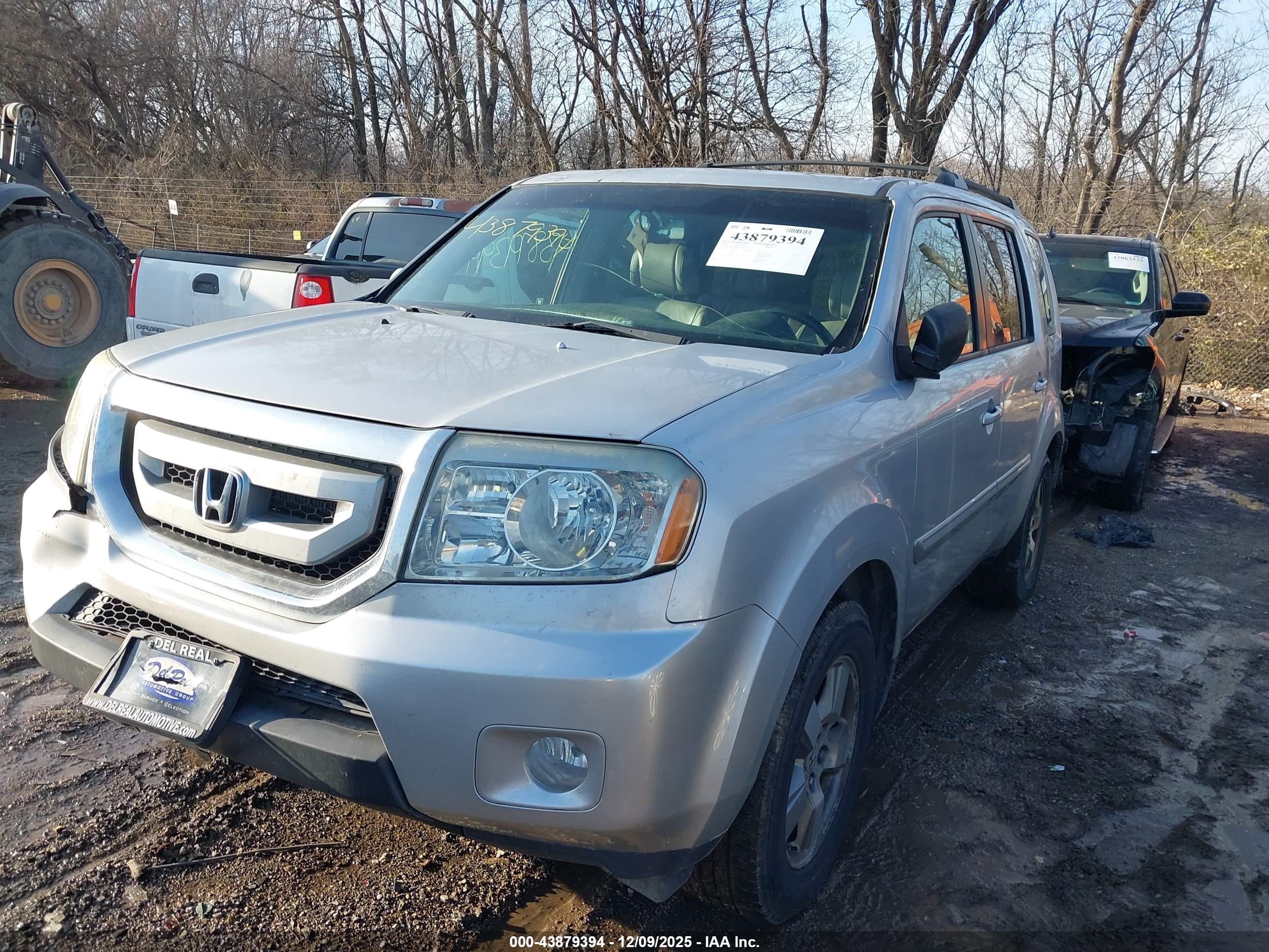 HONDA PILOT image 2