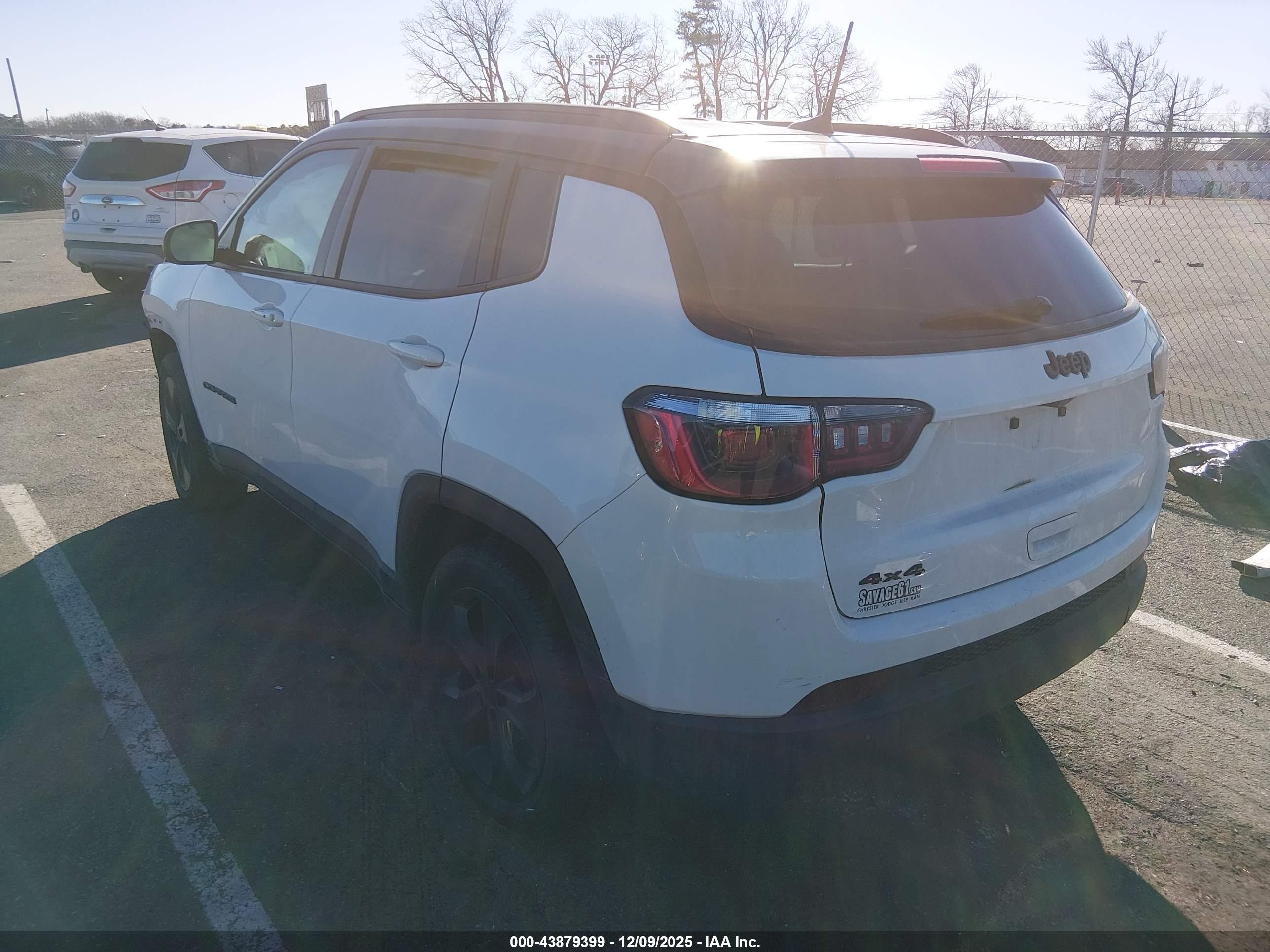 JEEP COMPASS image 3