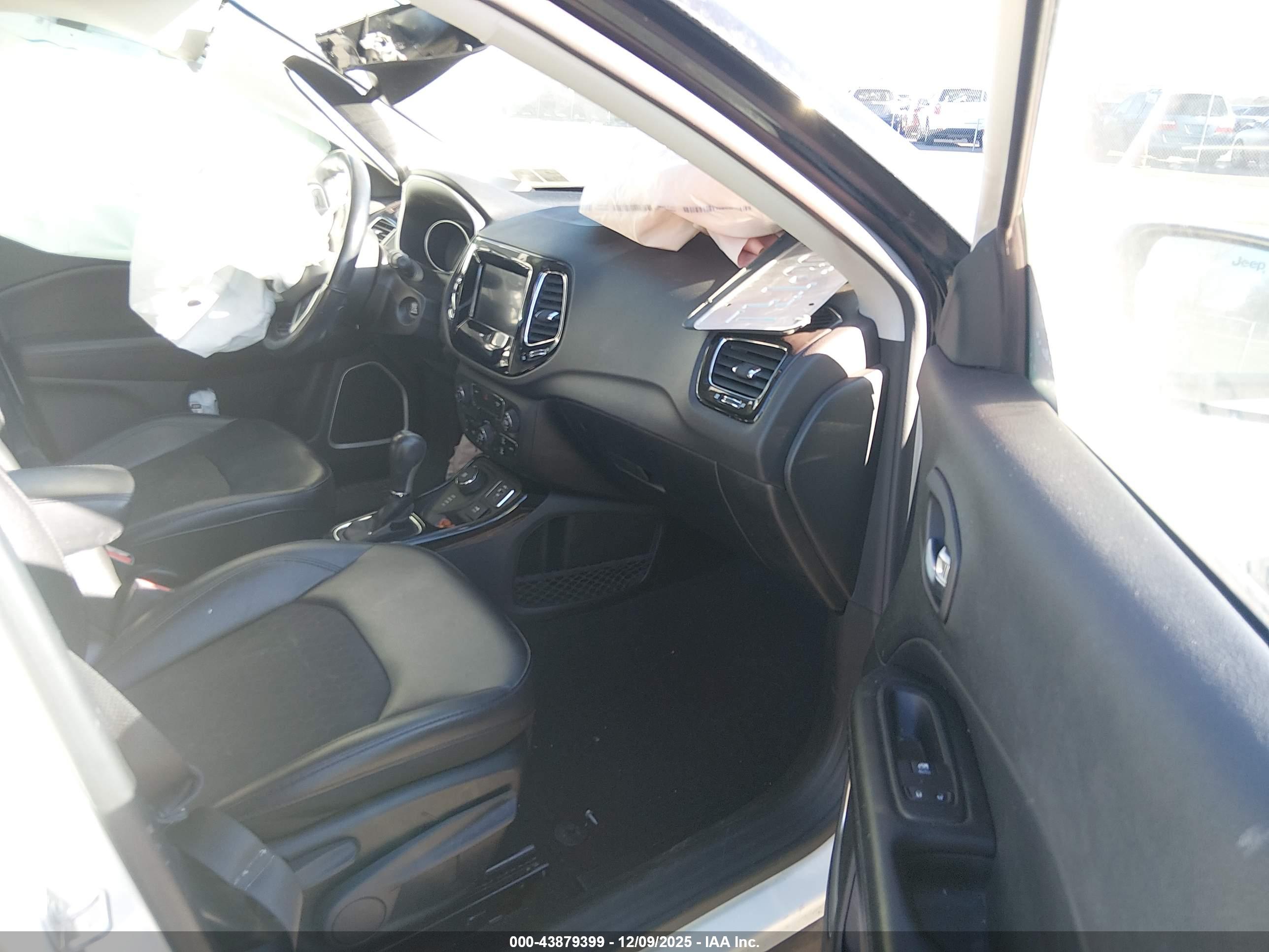 JEEP COMPASS image 5