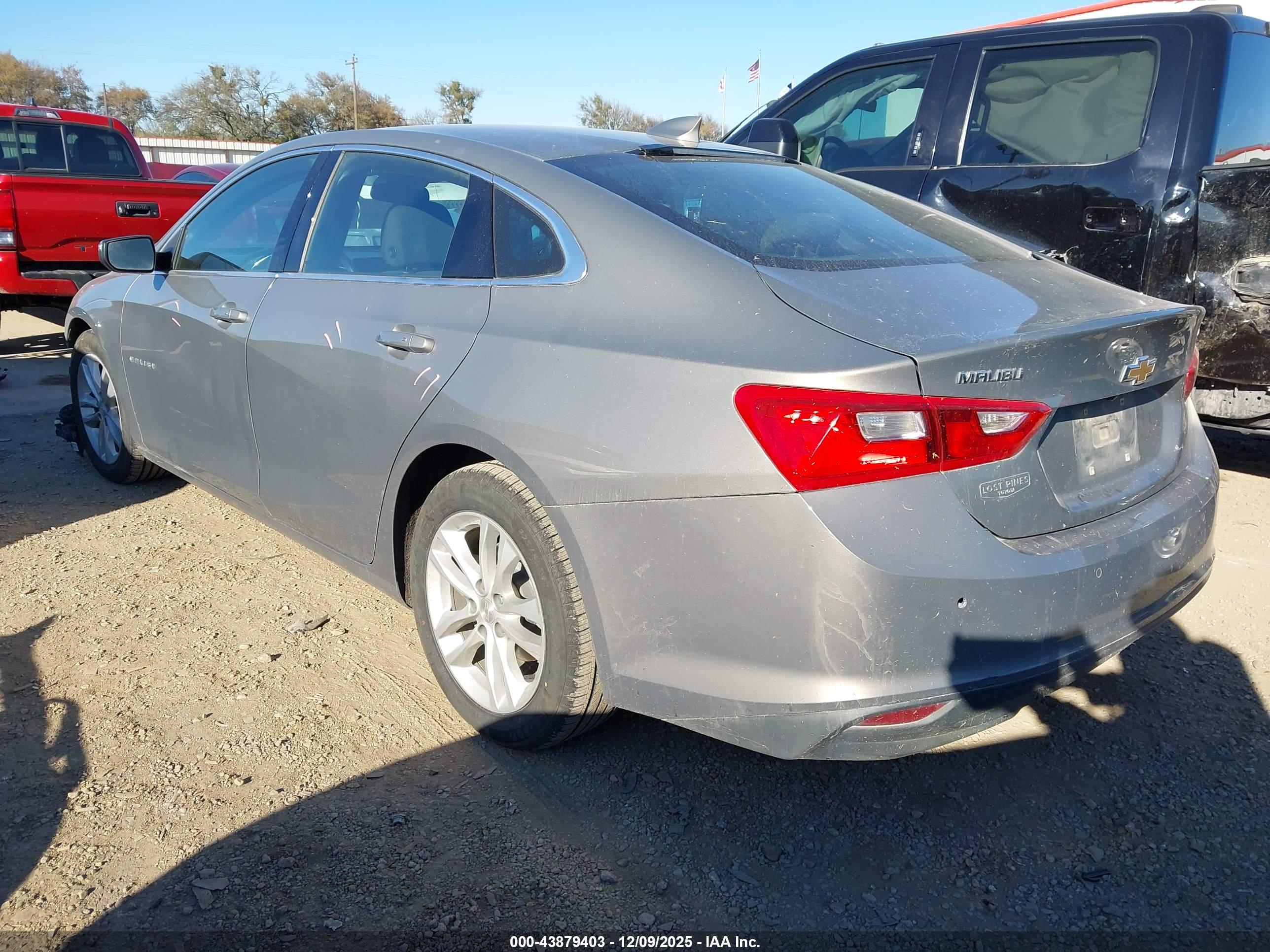 CHEVROLET MALIBU image 3