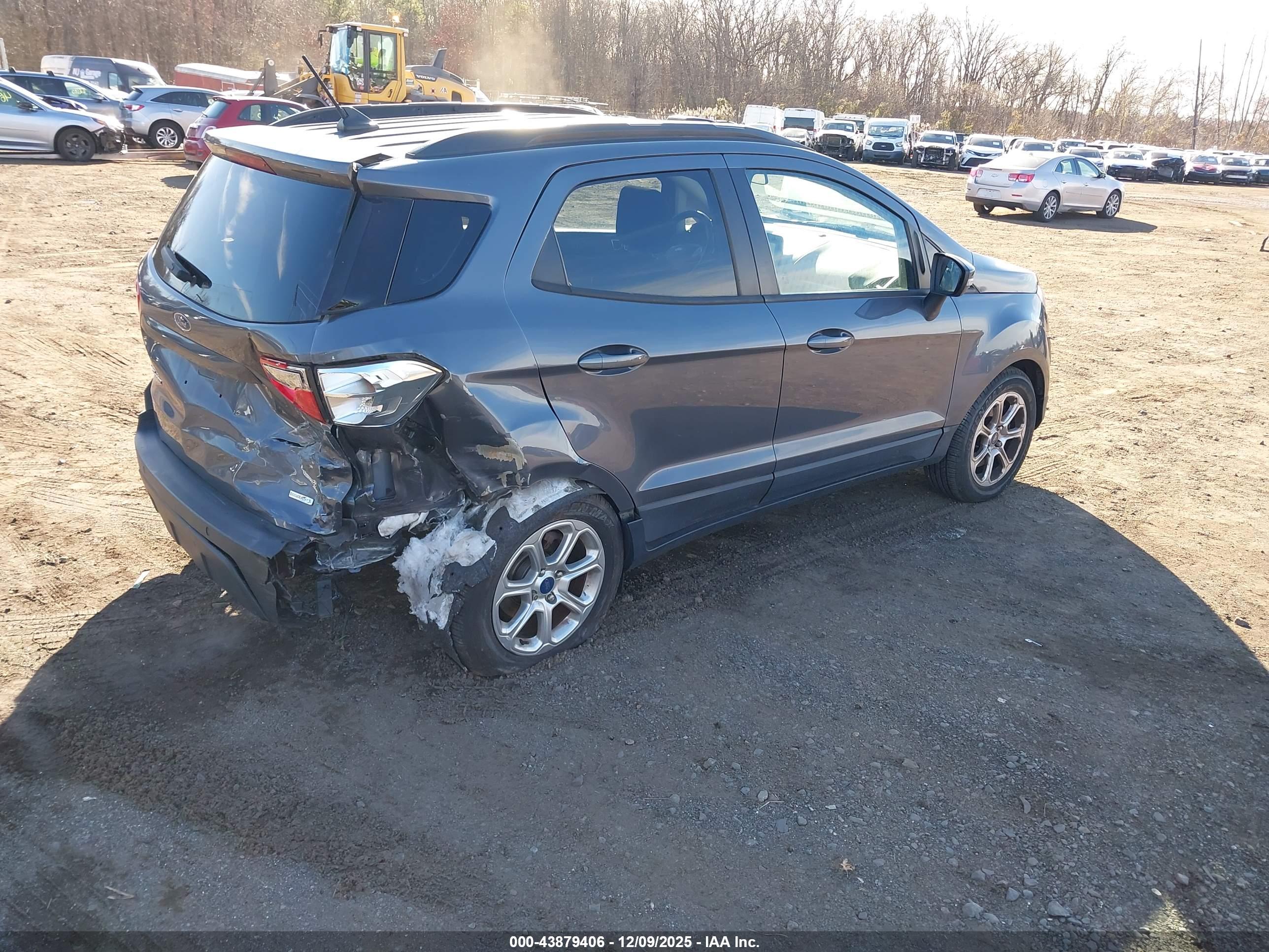 FORD ECOSPORT image 4