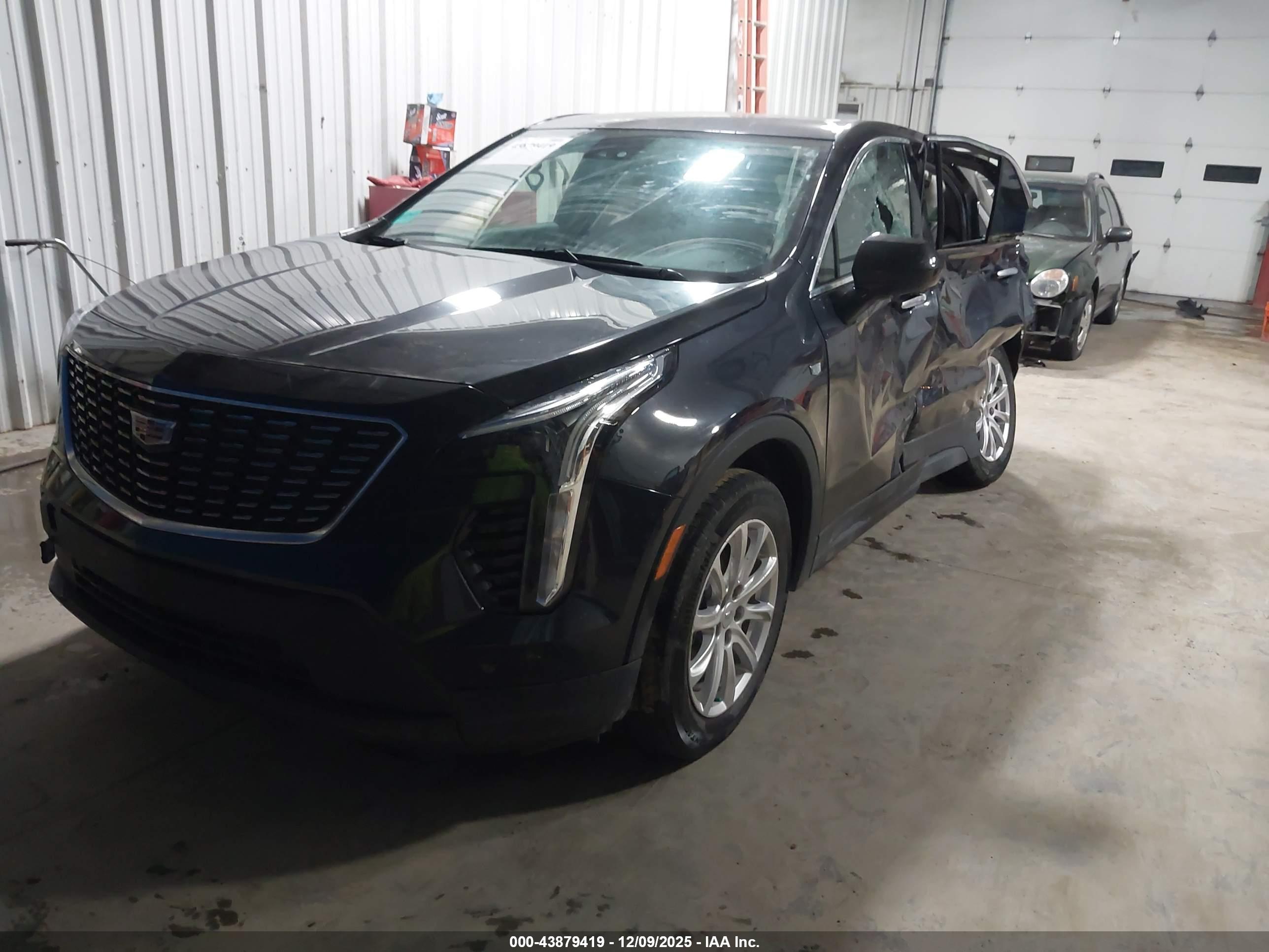 CADILLAC XT4 image 2