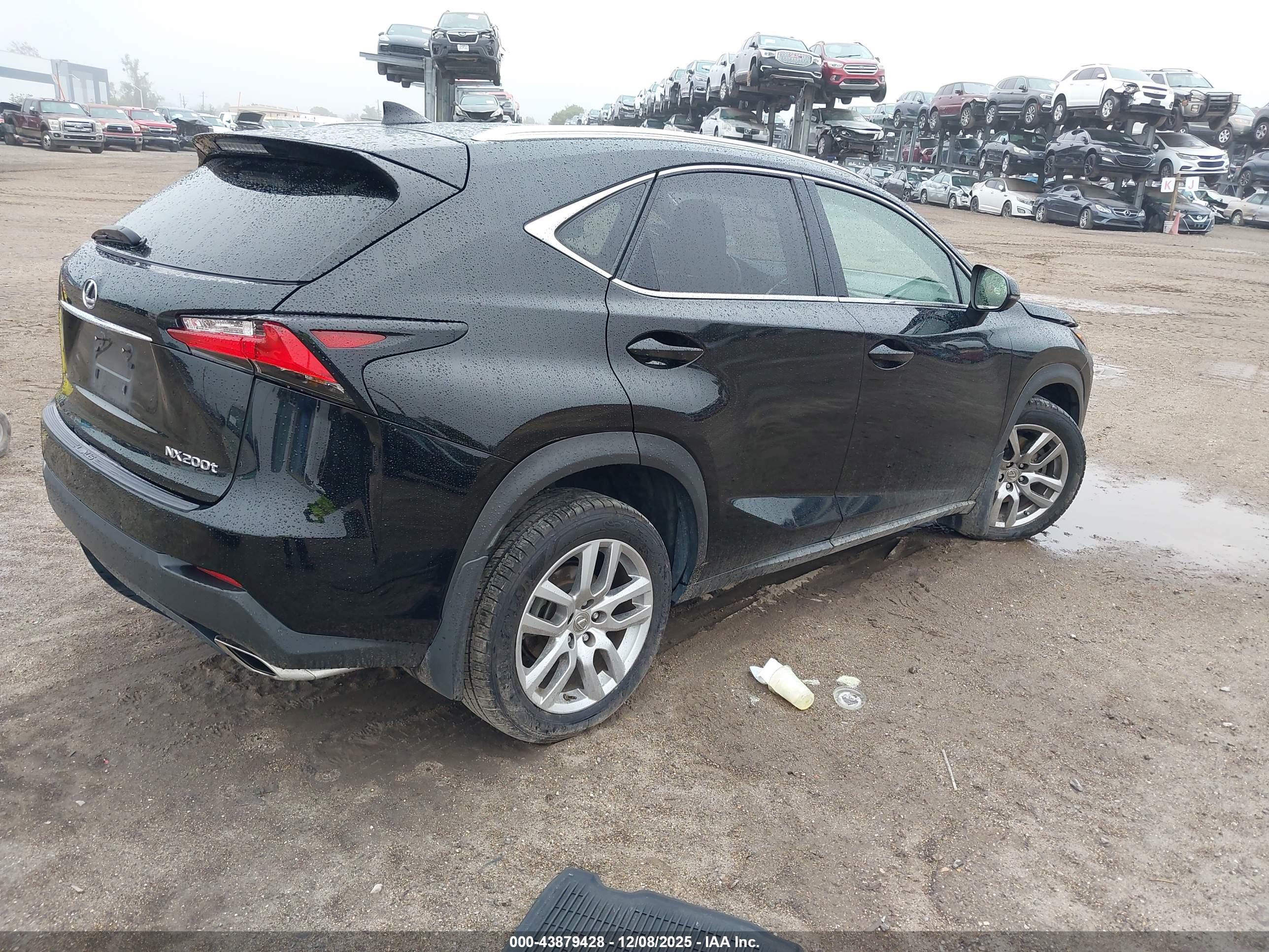 LEXUS NX image 4