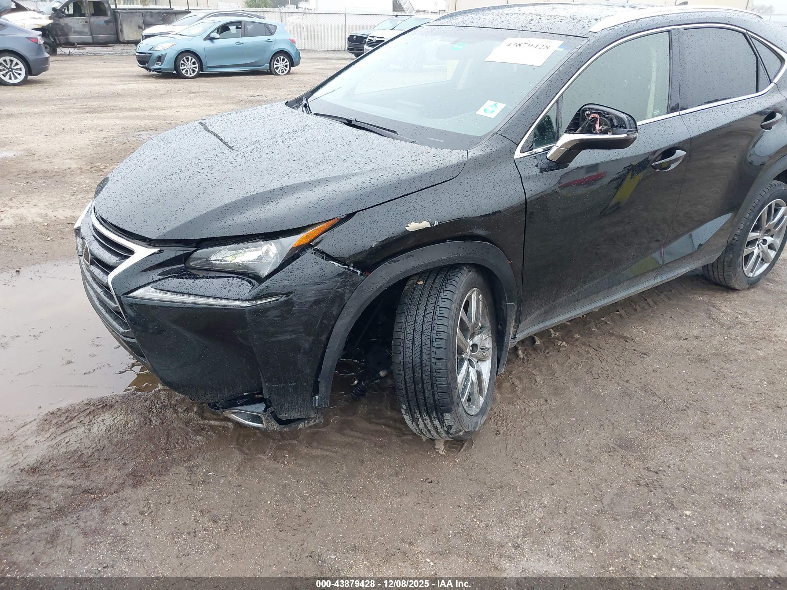 LEXUS NX image 6