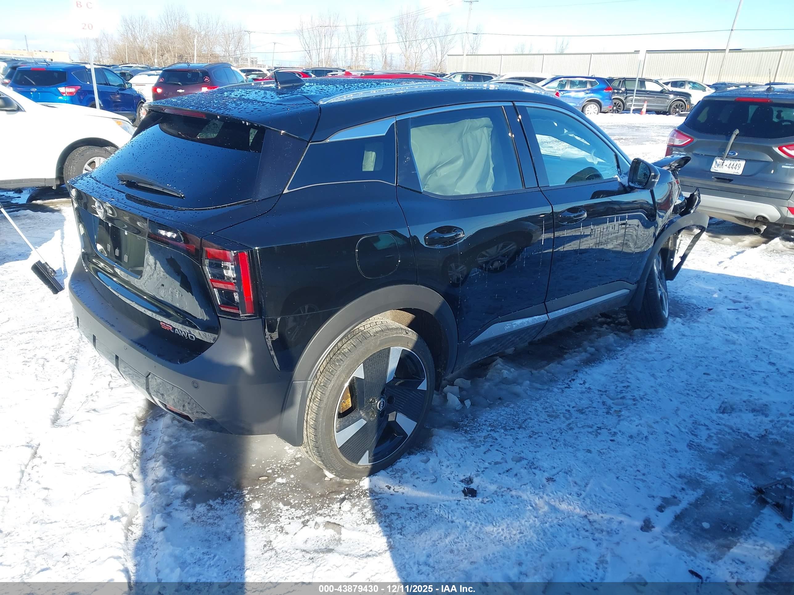 NISSAN KICKS image 4