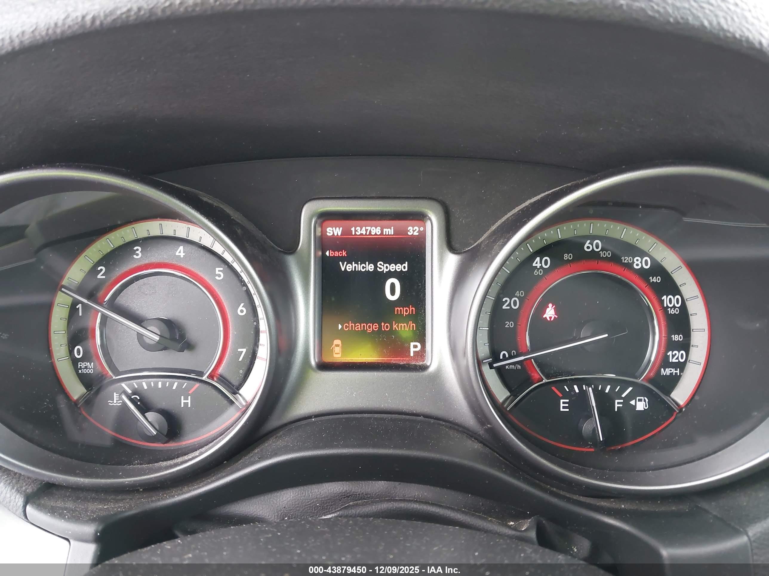 DODGE JOURNEY image 7