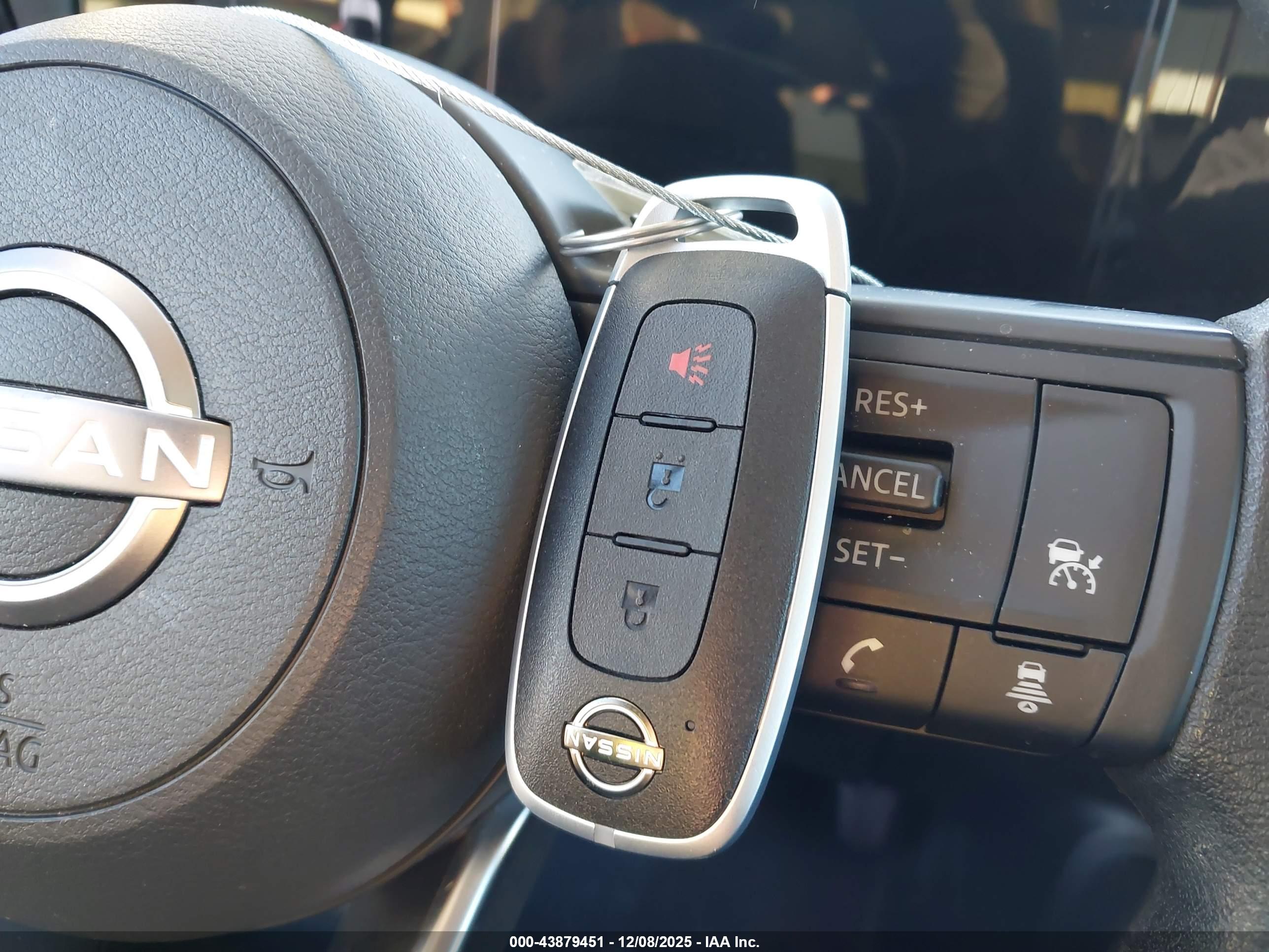 NISSAN KICKS image 11