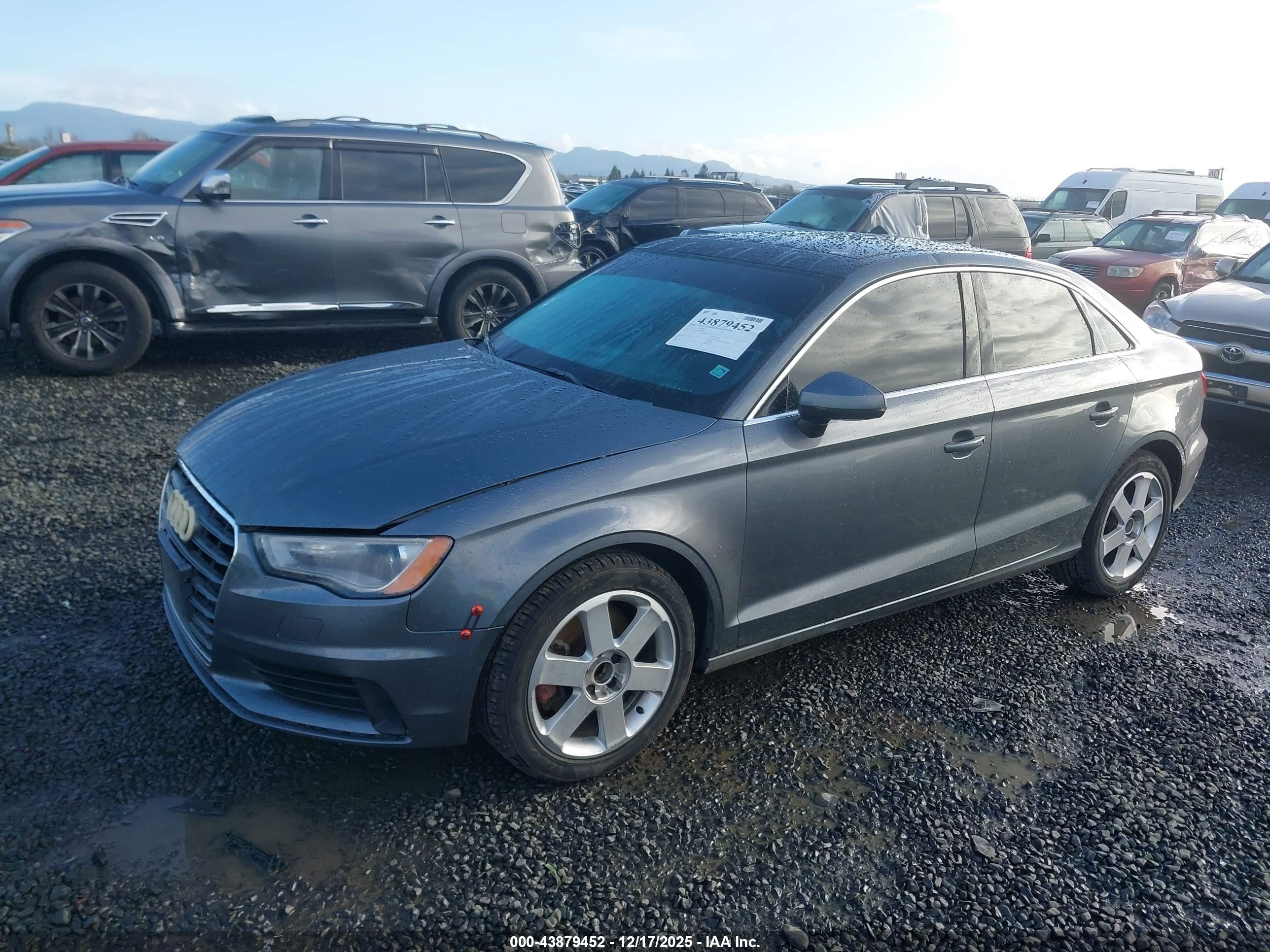 AUDI A3 image 2