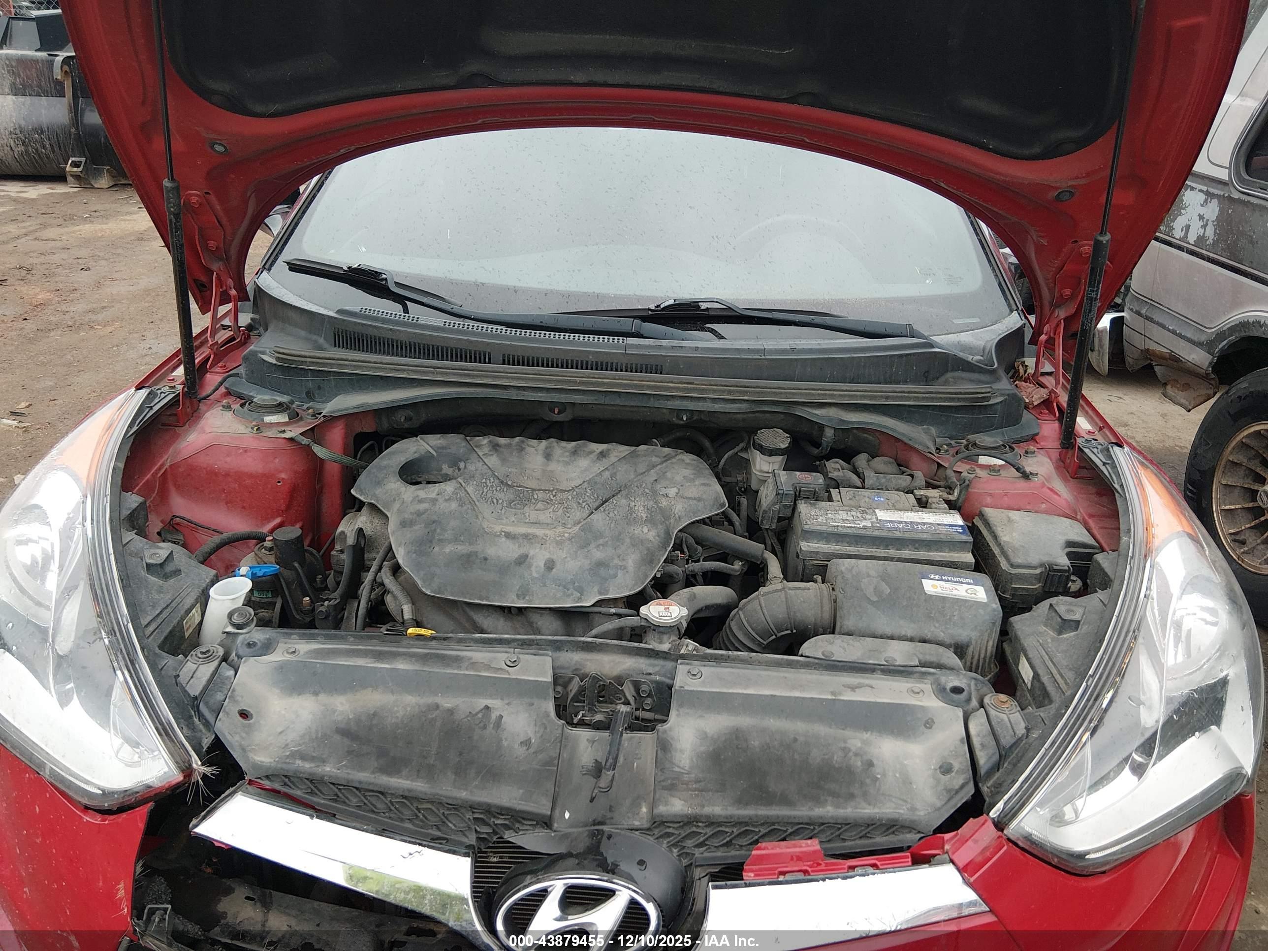 HYUNDAI VELOSTER image 10