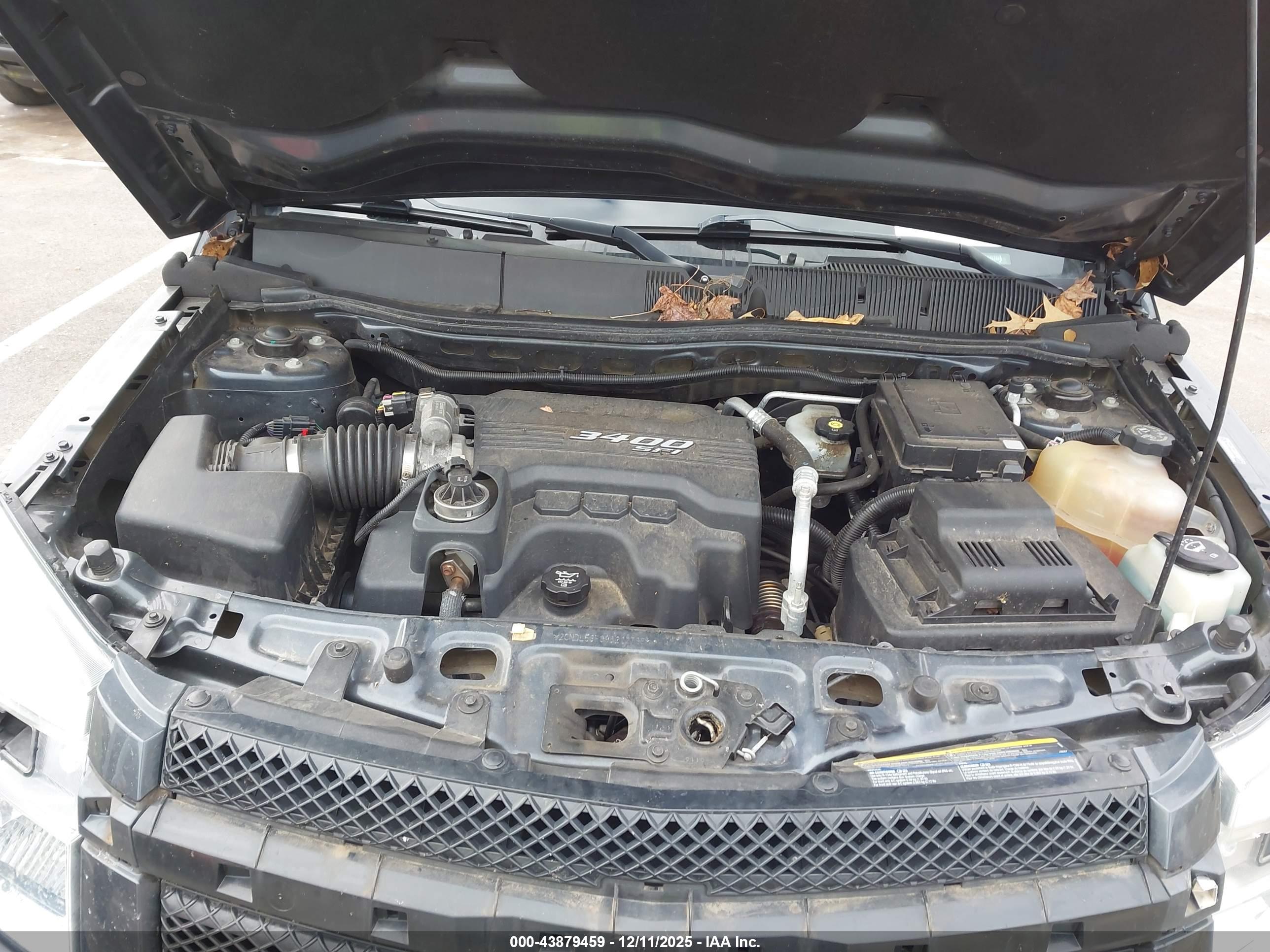 CHEVROLET EQUINOX image 10