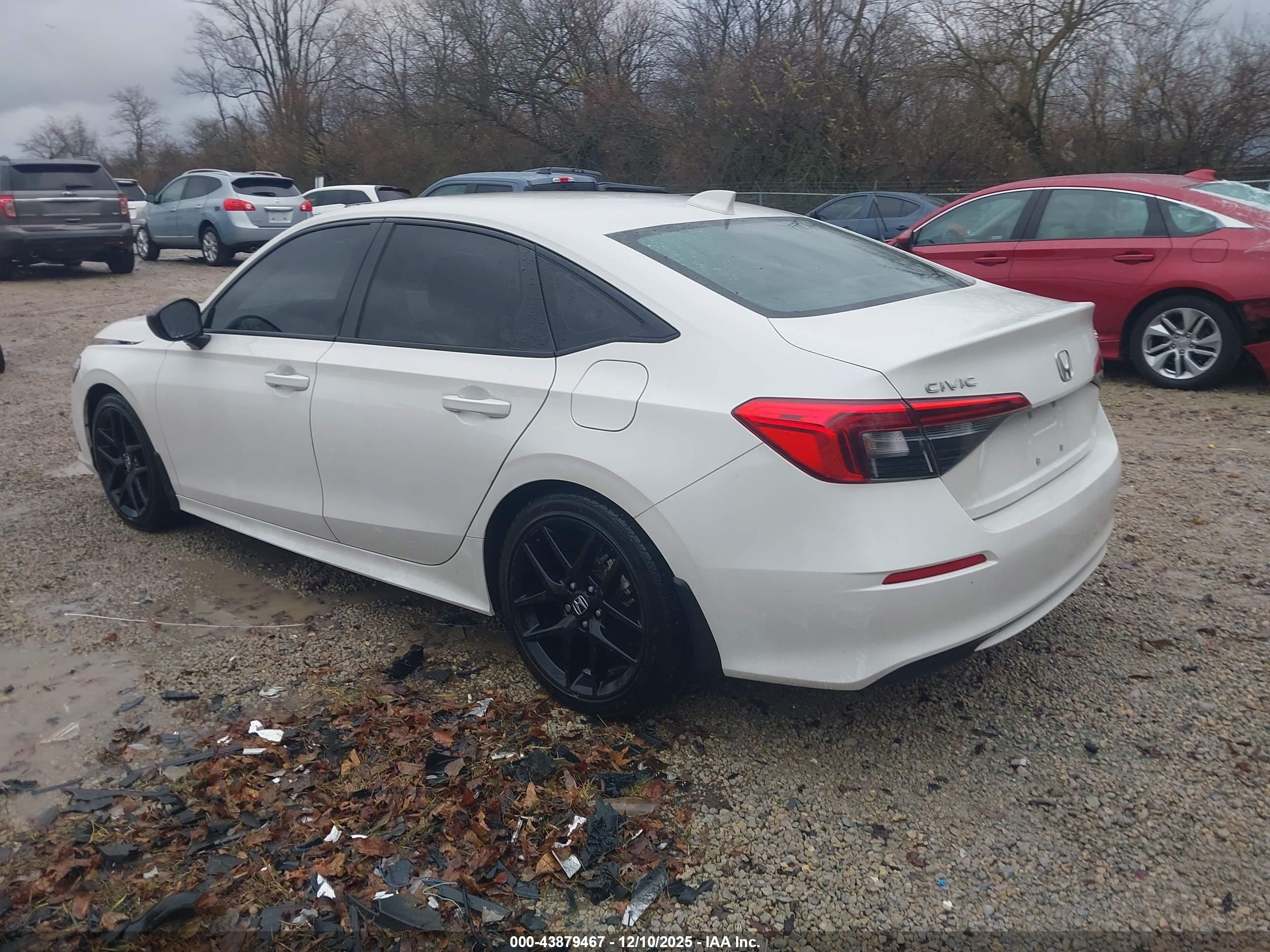 HONDA CIVIC image 3