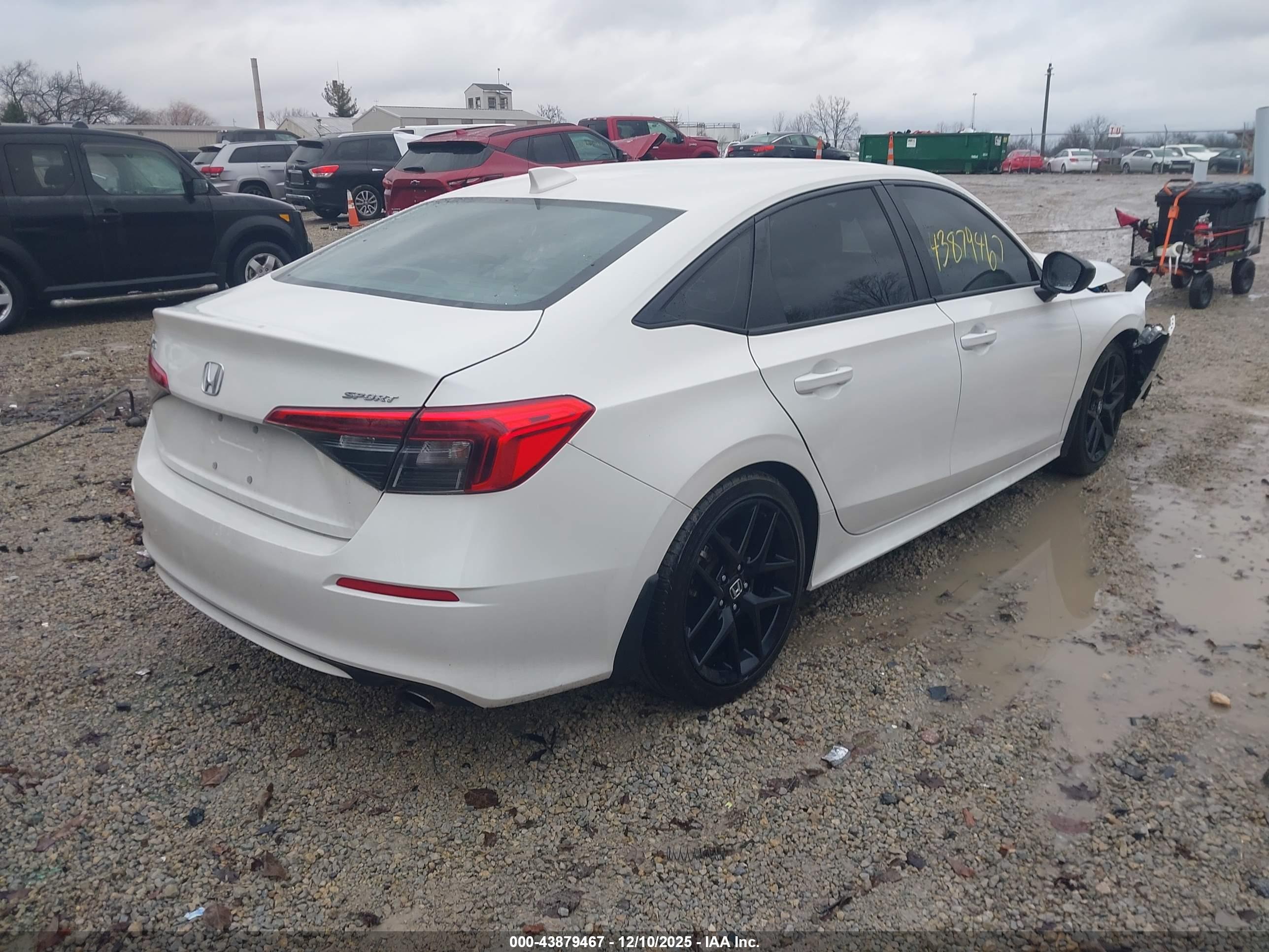 HONDA CIVIC image 4