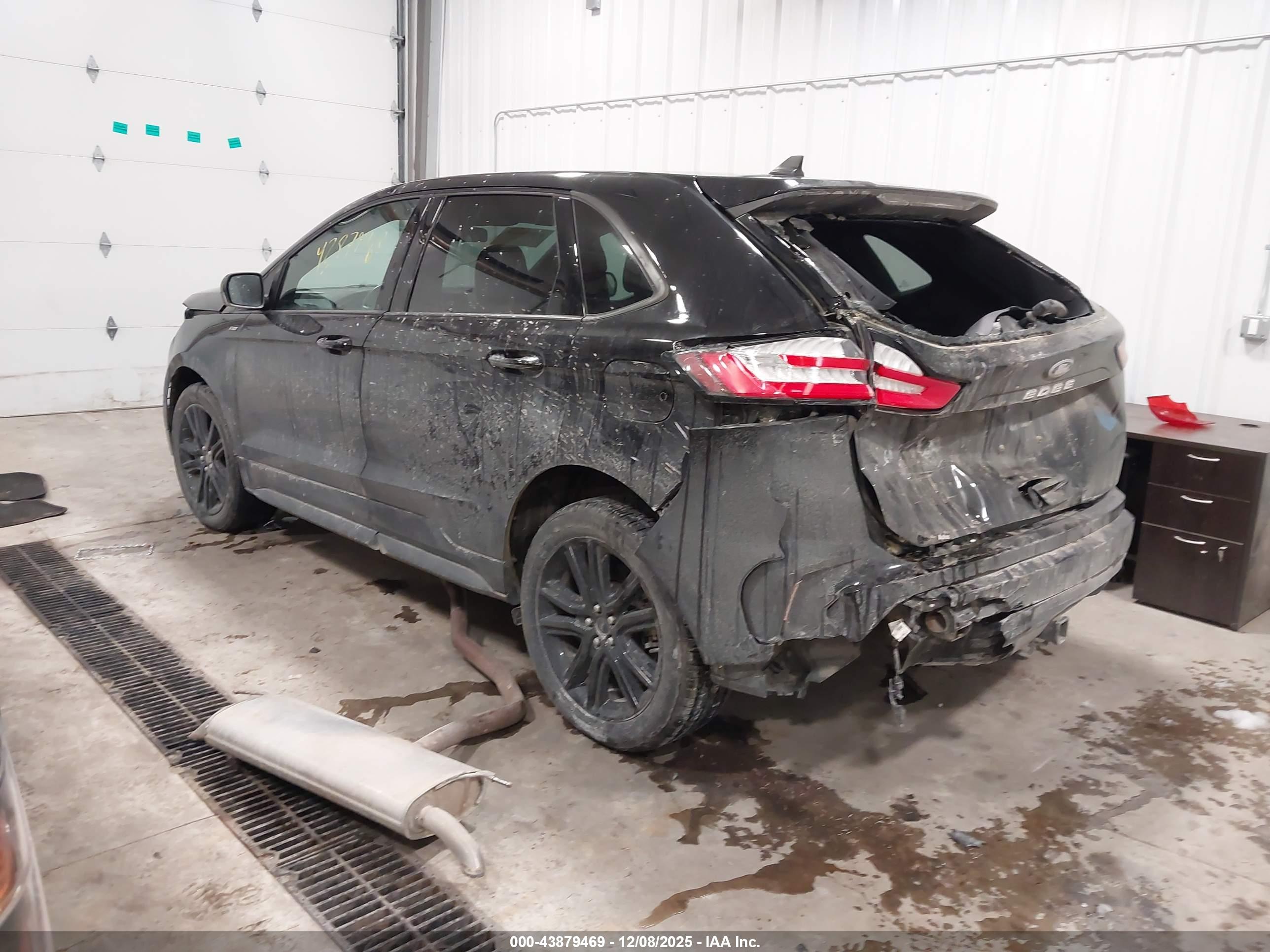 FORD EDGE image 3