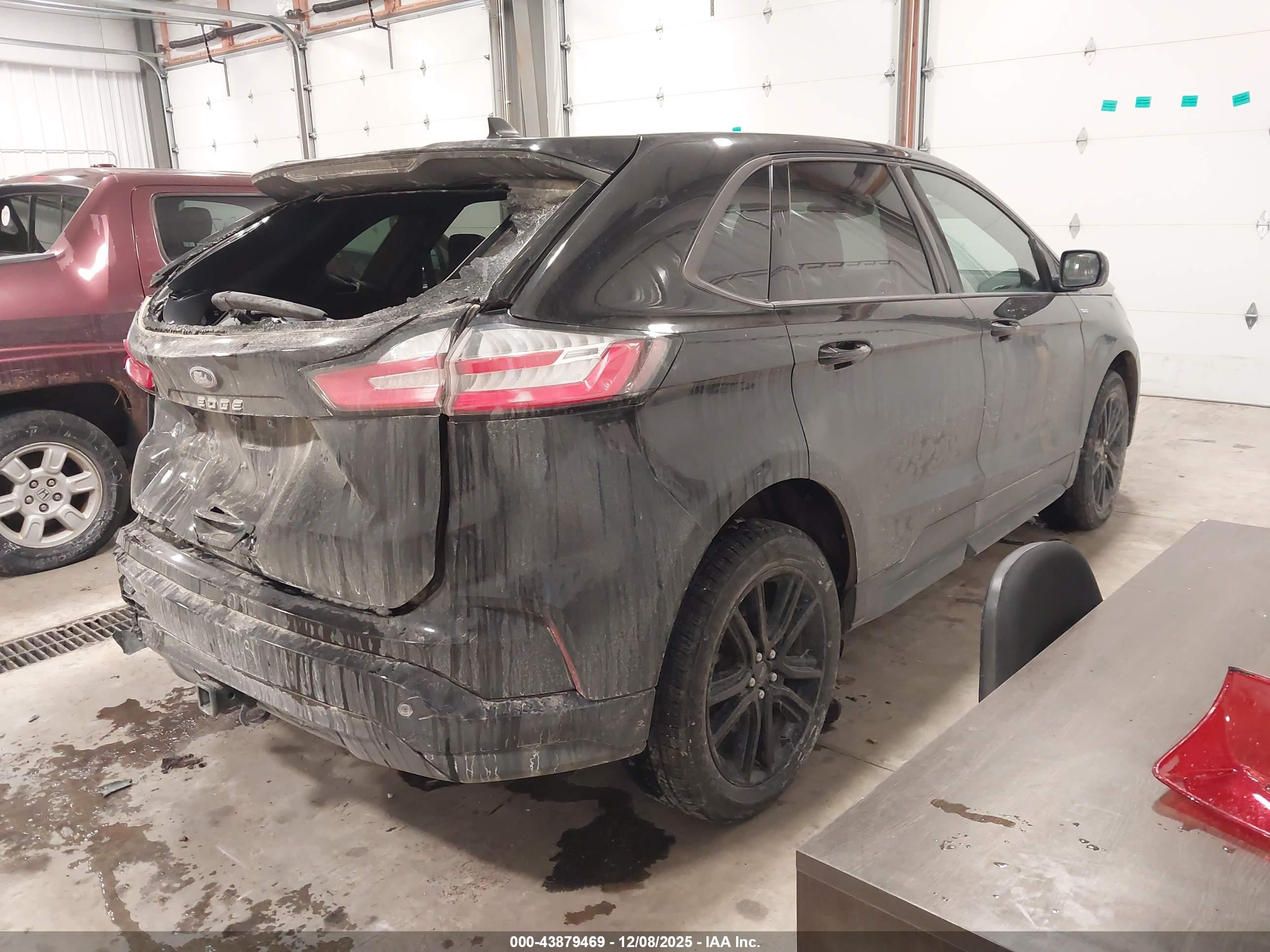 FORD EDGE image 4