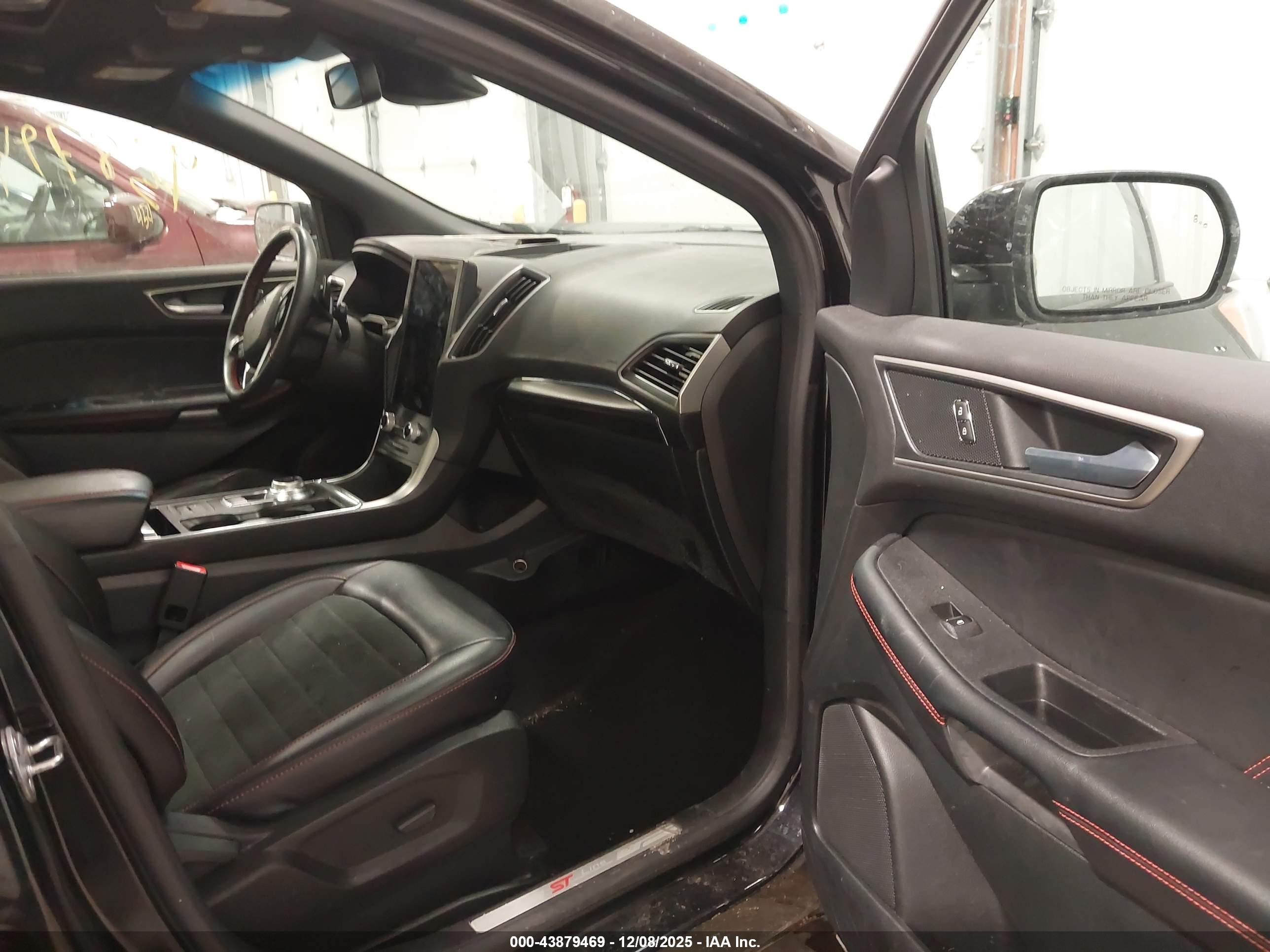 FORD EDGE image 5