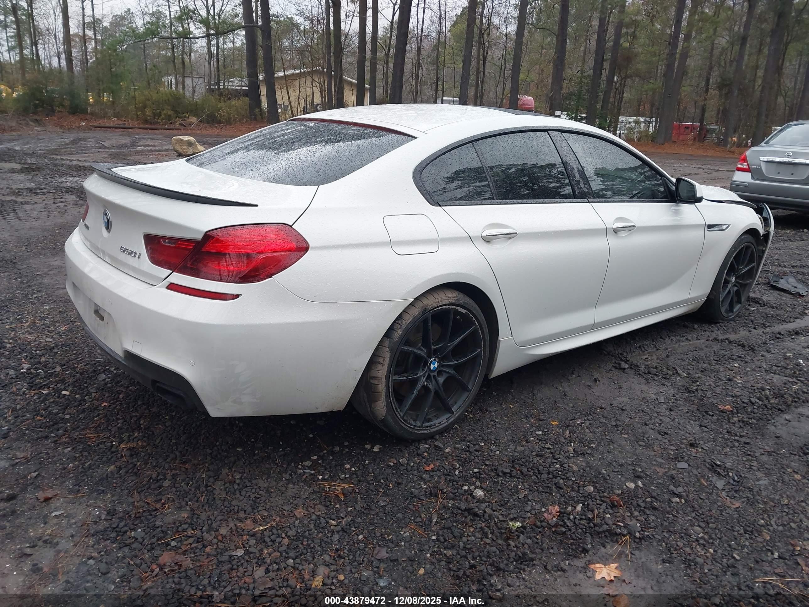 BMW 650I image 4