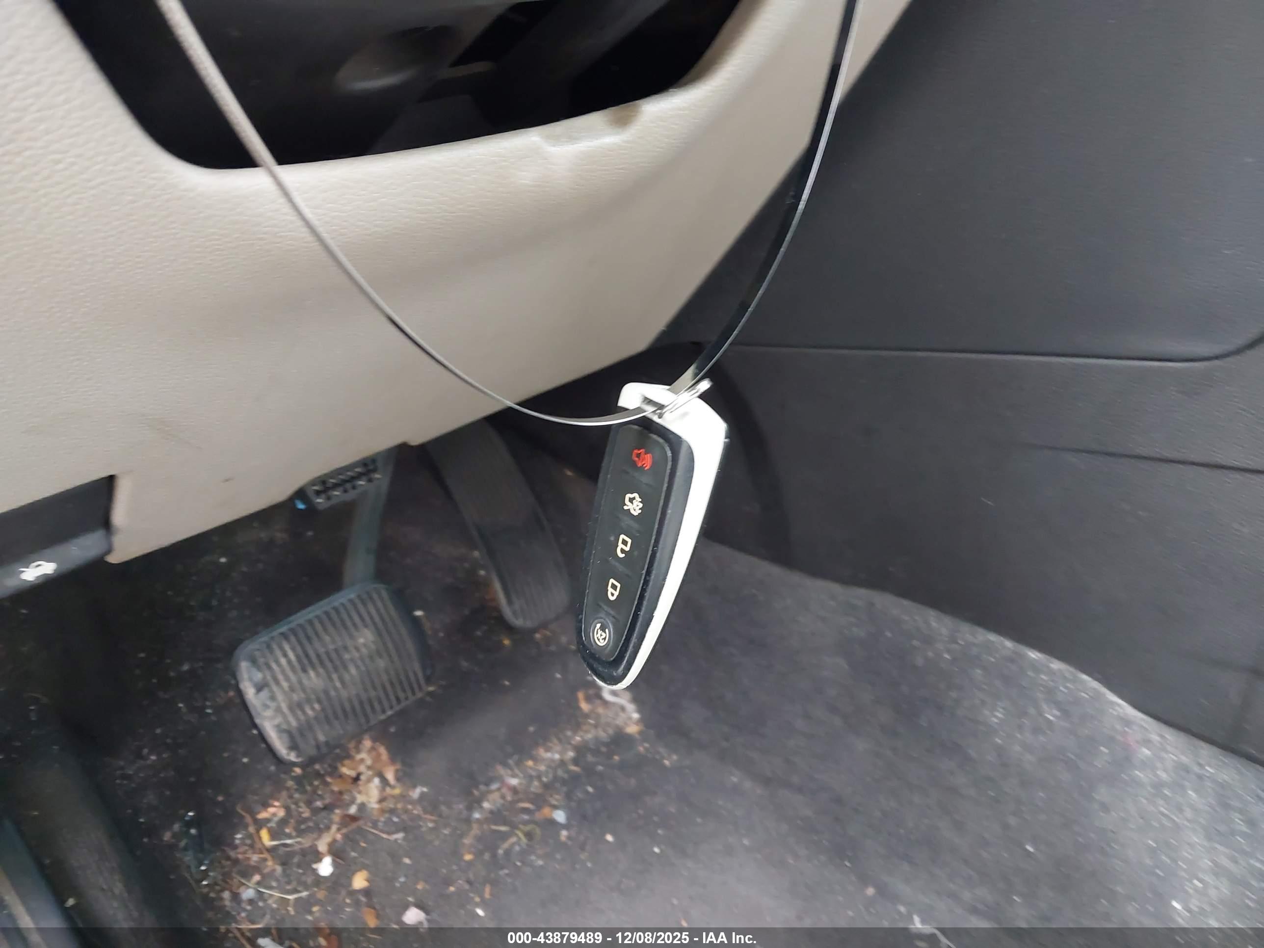 FORD EXPLORER image 11