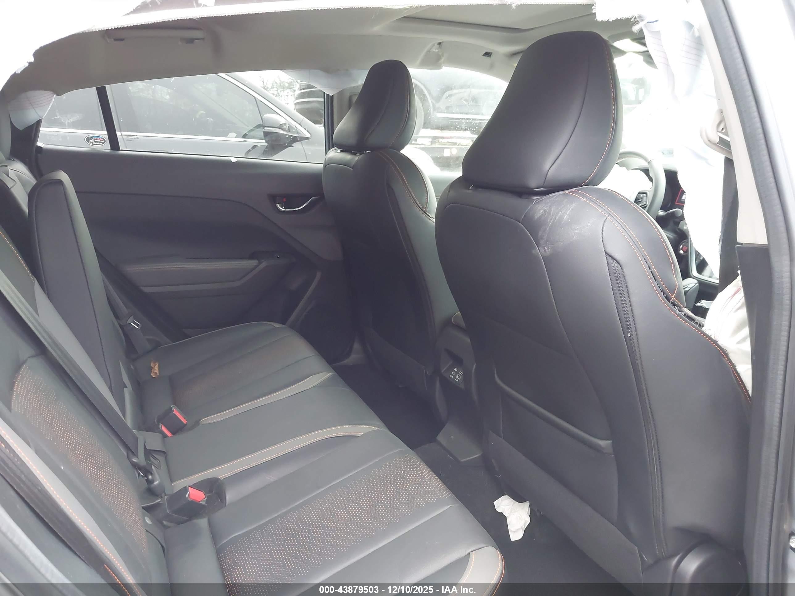 SUBARU CROSSTREK image 8