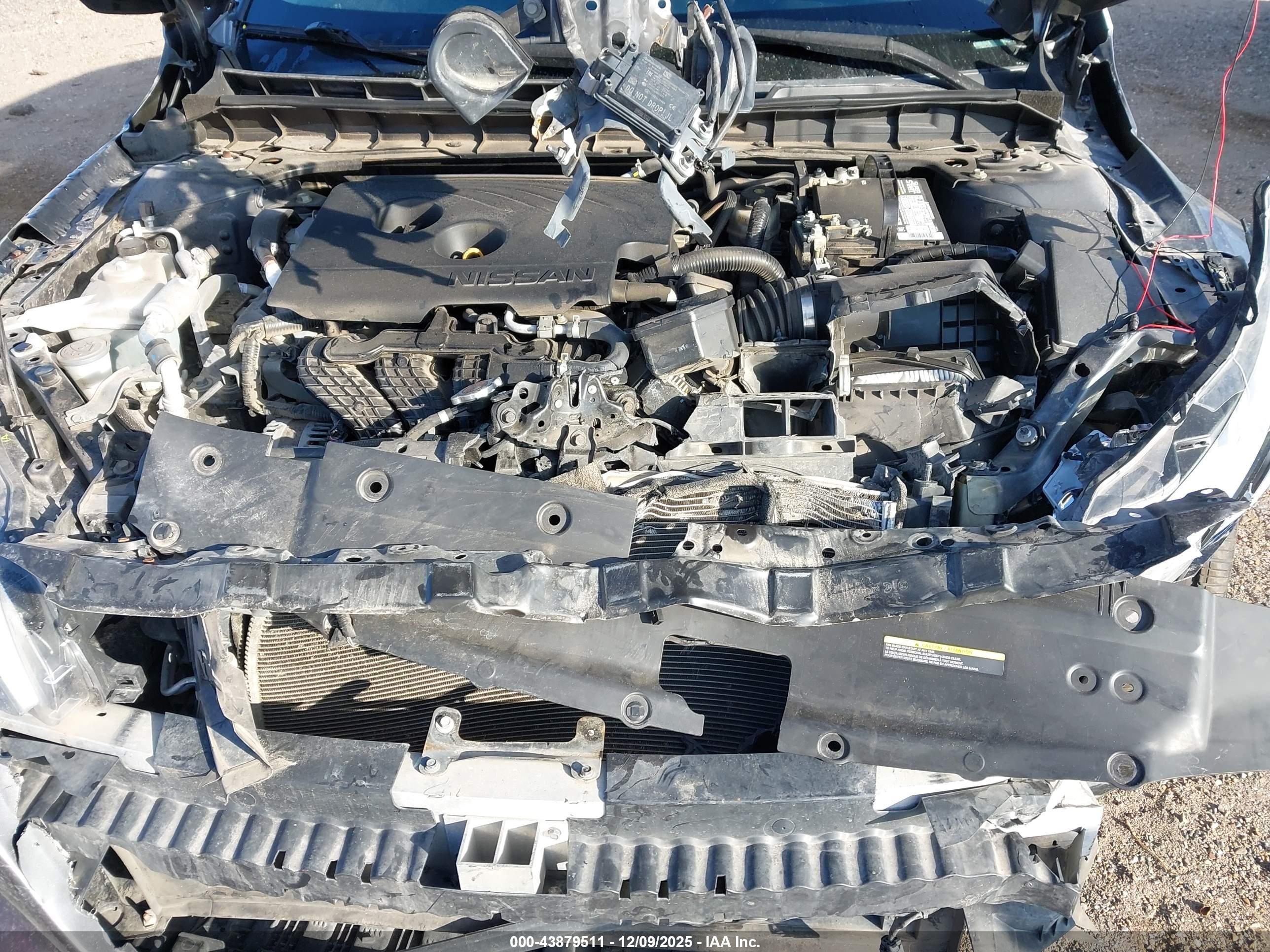 NISSAN ALTIMA image 10