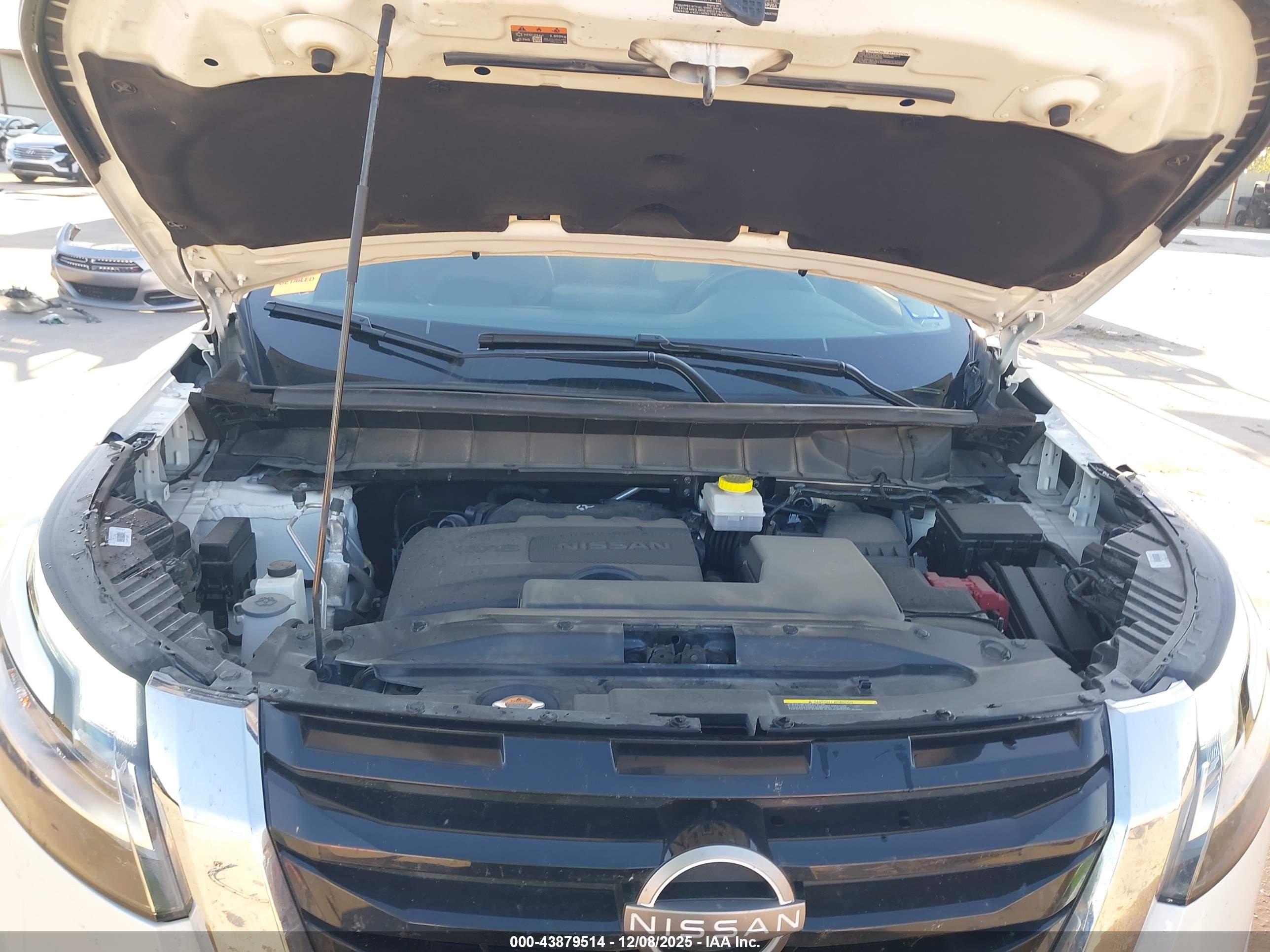 NISSAN PATHFINDER image 10