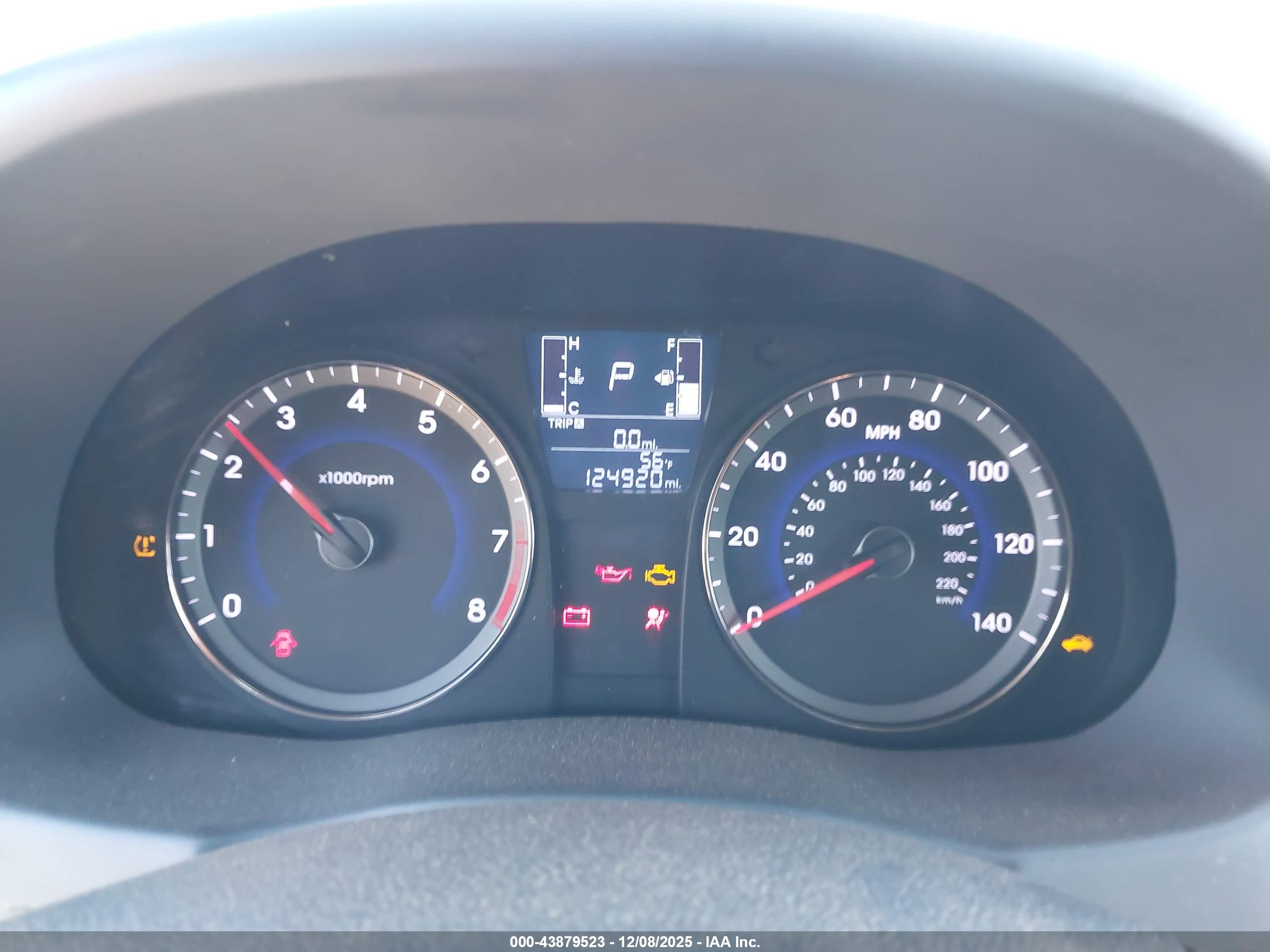 HYUNDAI ACCENT image 7