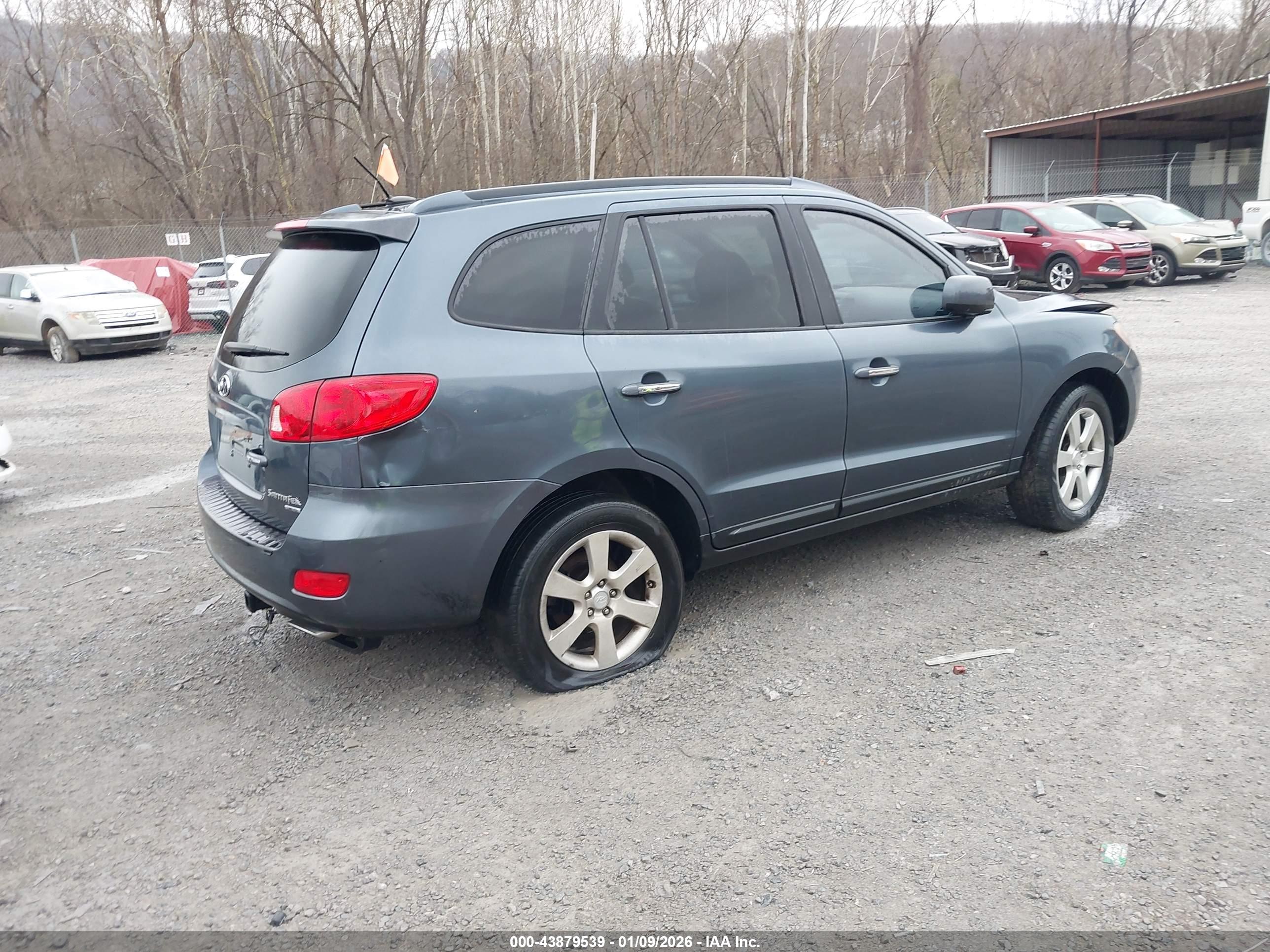 HYUNDAI SANTA image 4