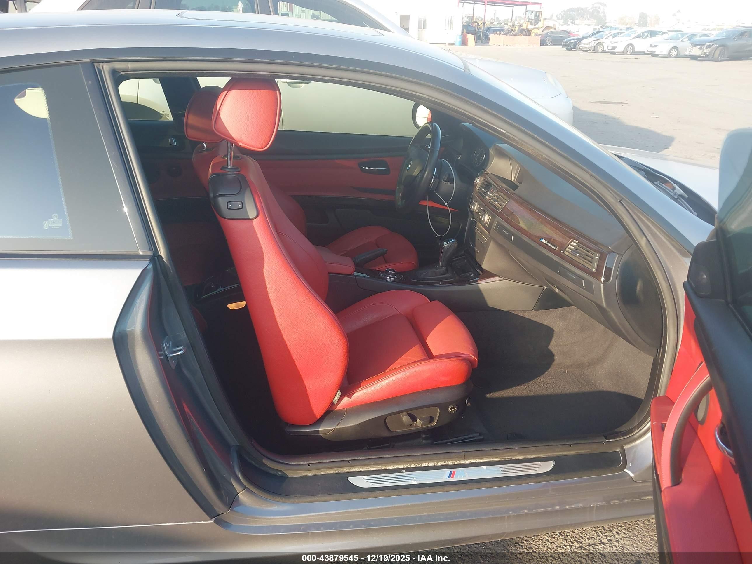 BMW 335I image 5