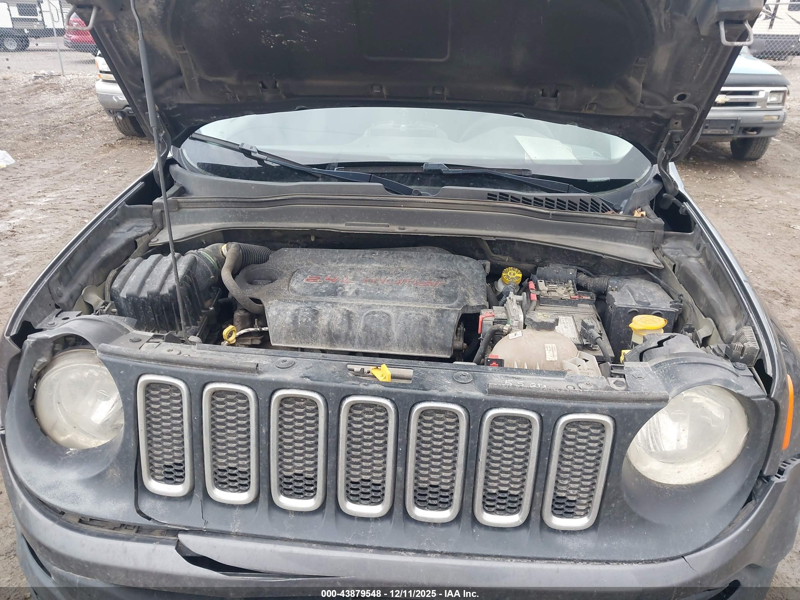 JEEP RENEGADE image 10