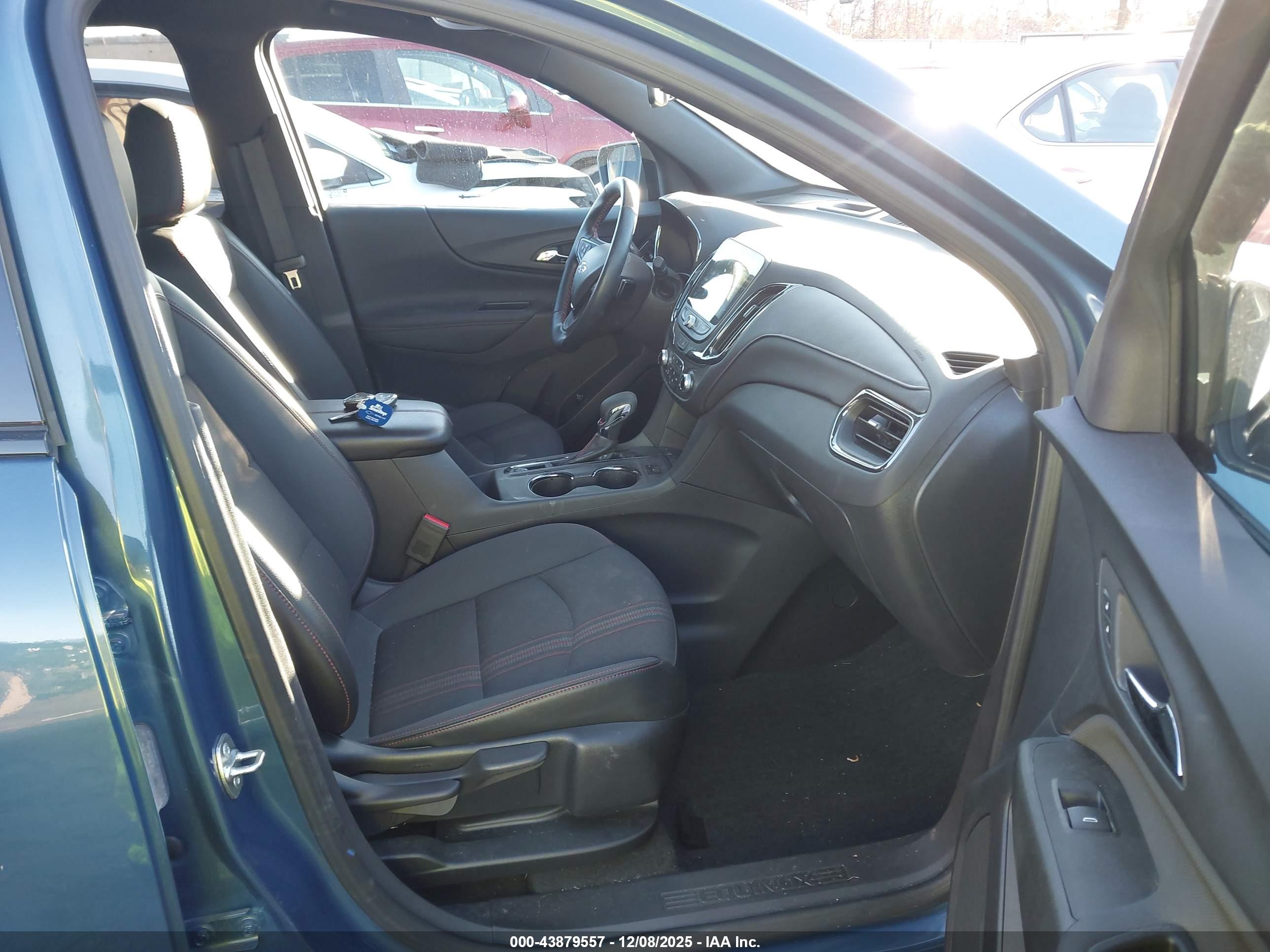 CHEVROLET EQUINOX image 5