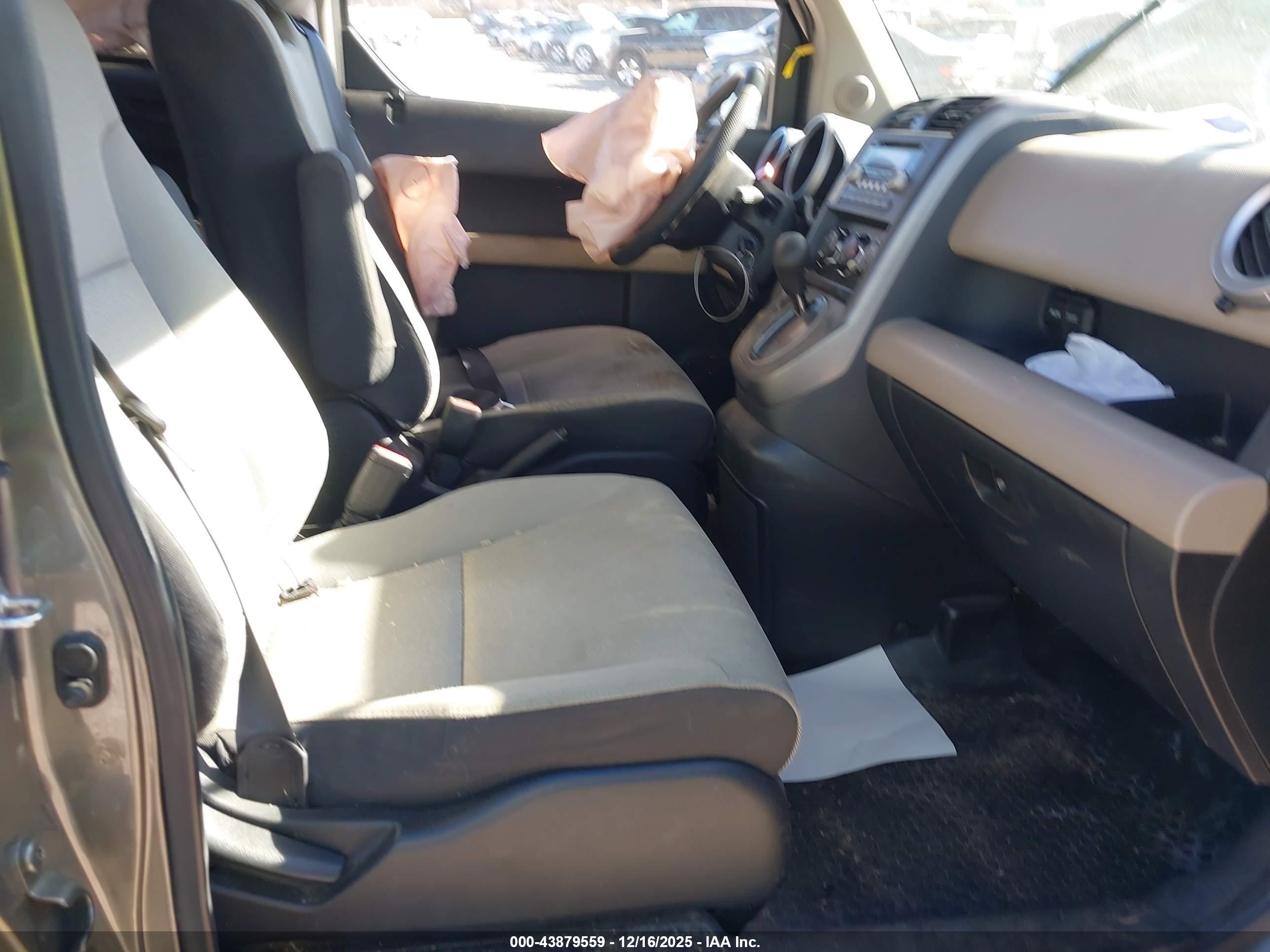 HONDA ELEMENT image 5