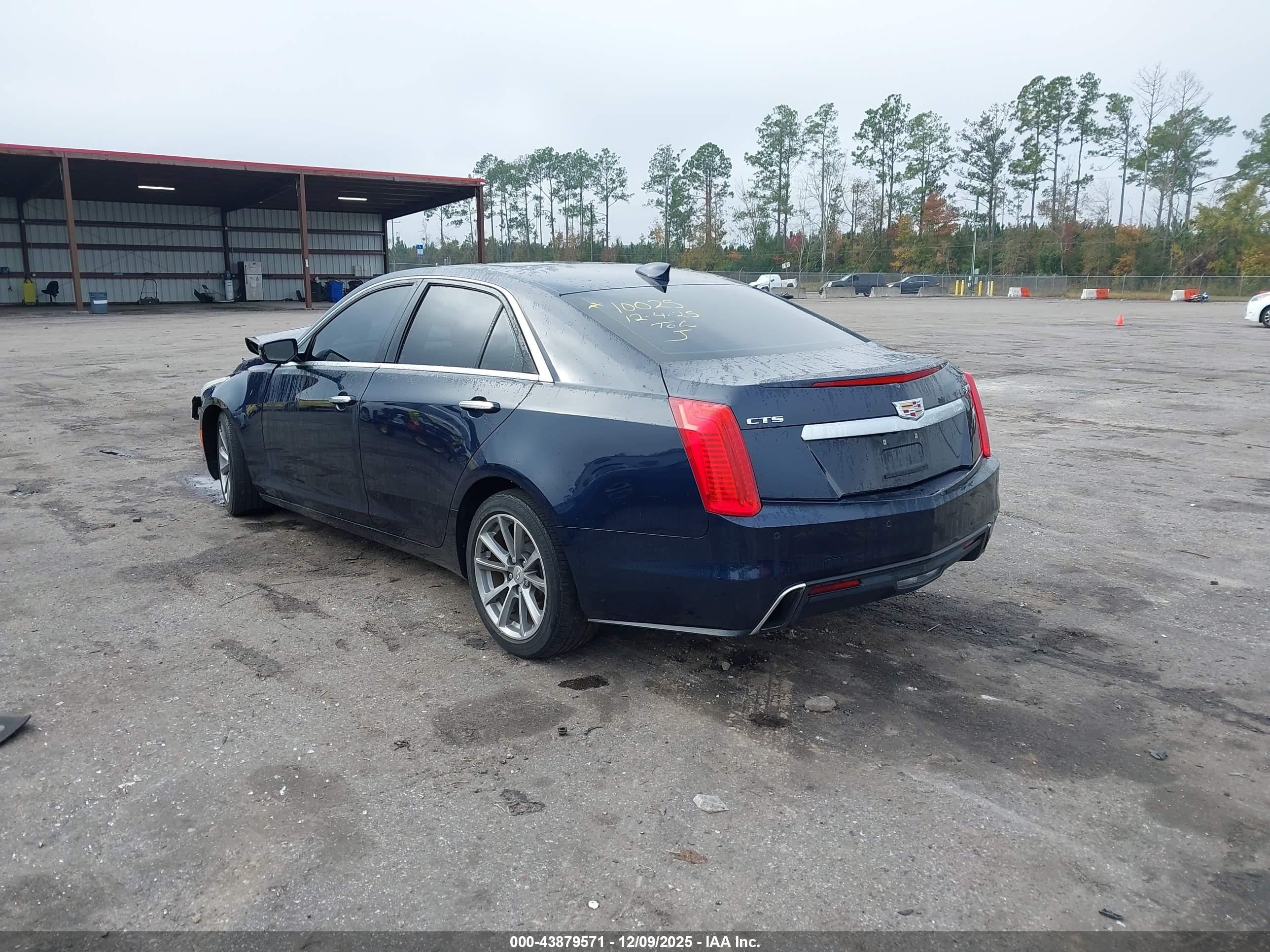 CADILLAC CTS image 3