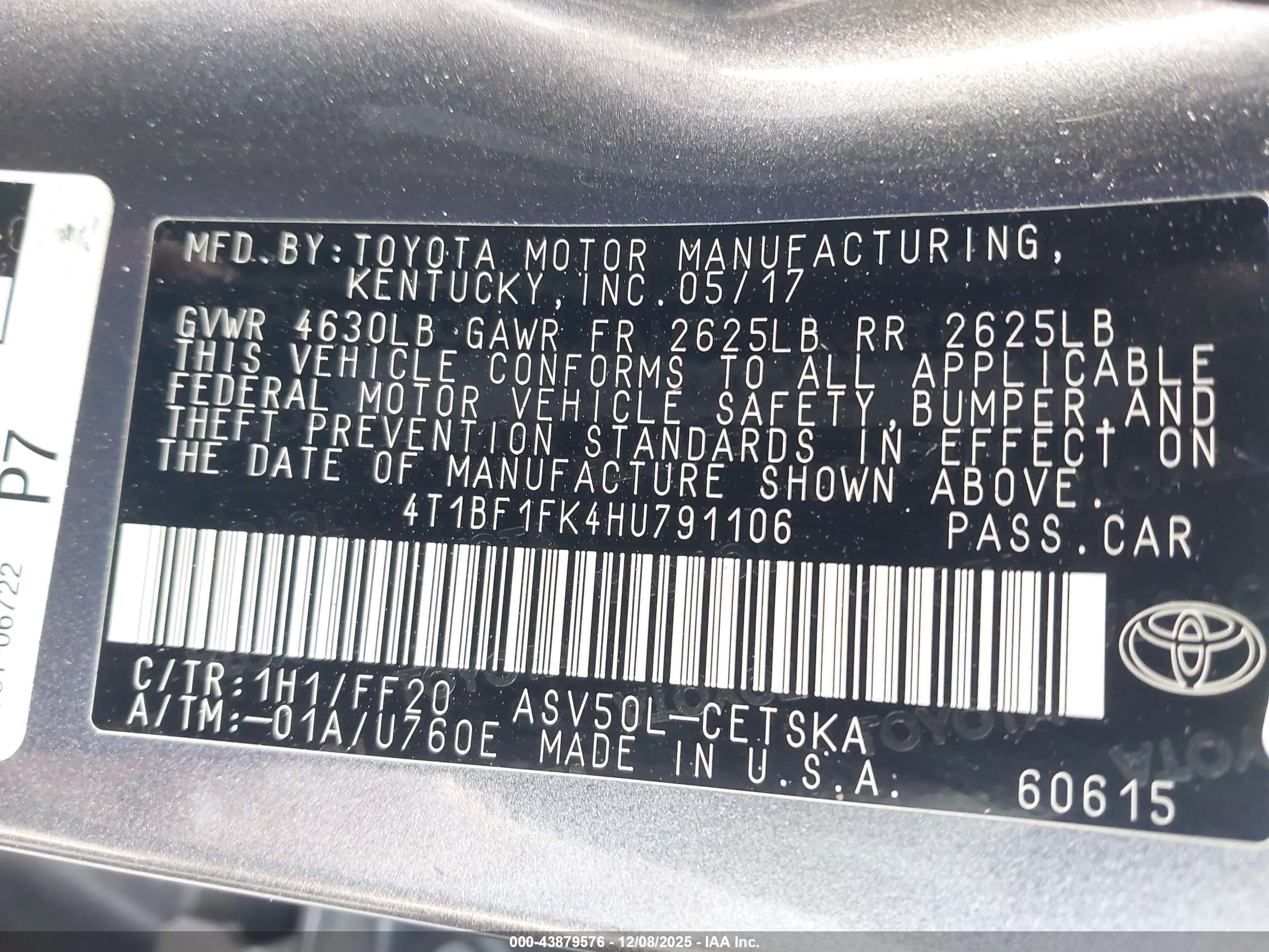 TOYOTA CAMRY image 9