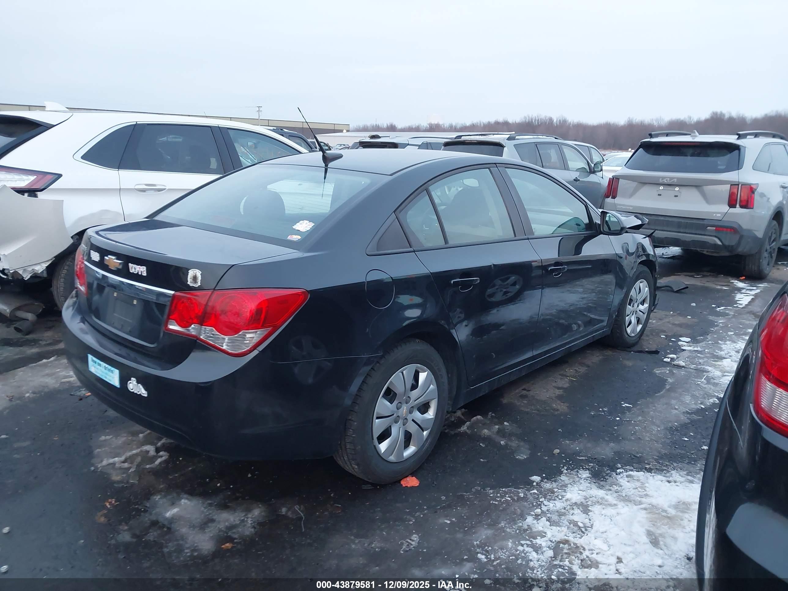 CHEVROLET CRUZE image 4