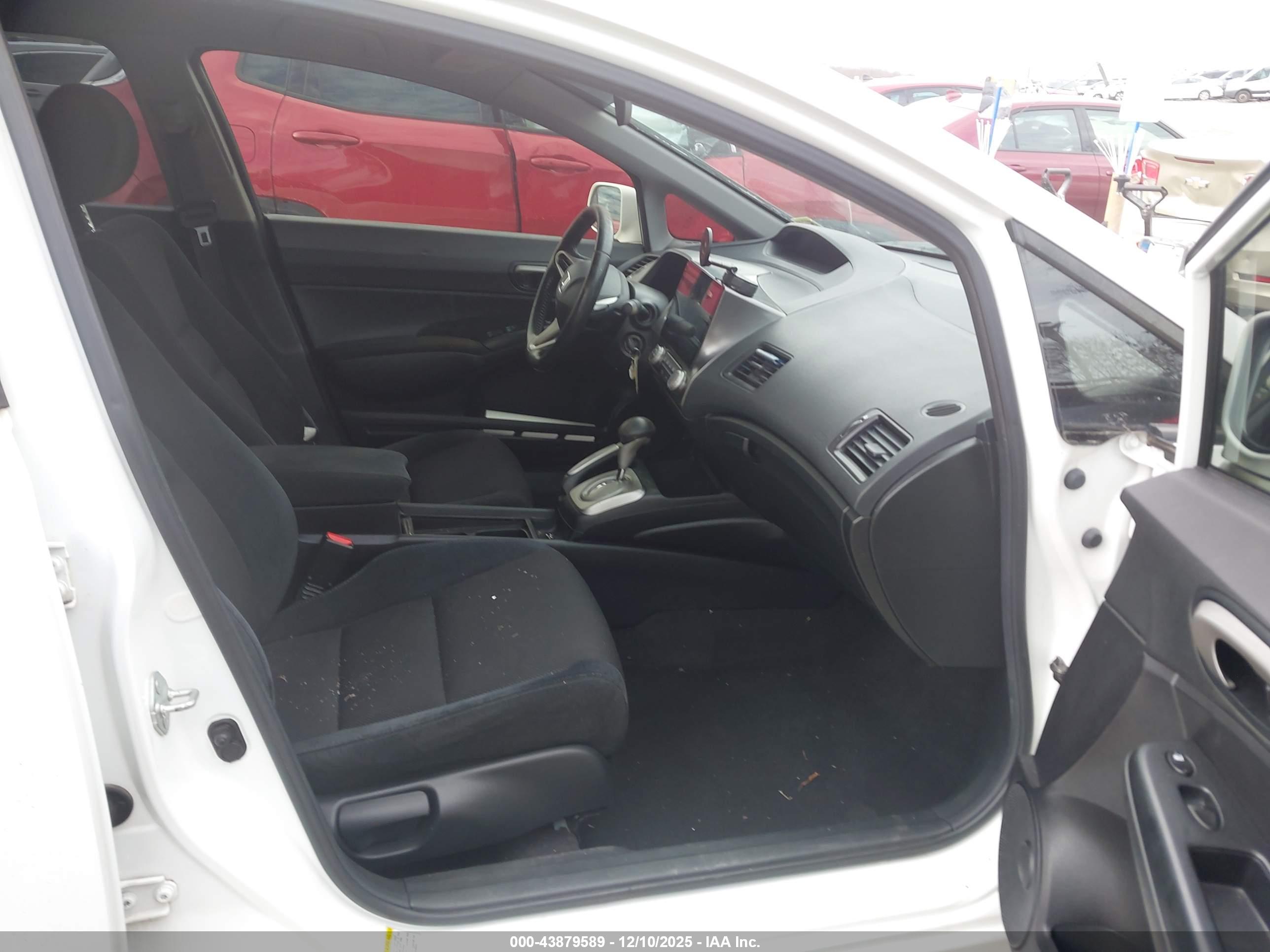 HONDA CIVIC image 5