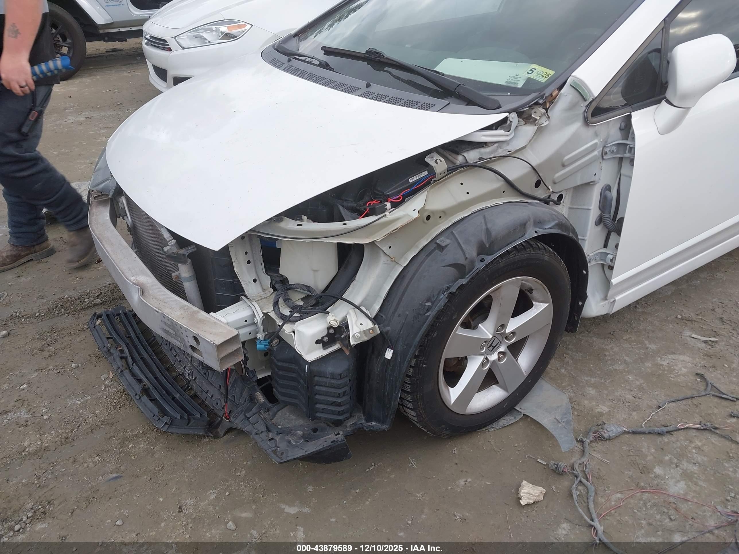 HONDA CIVIC image 6